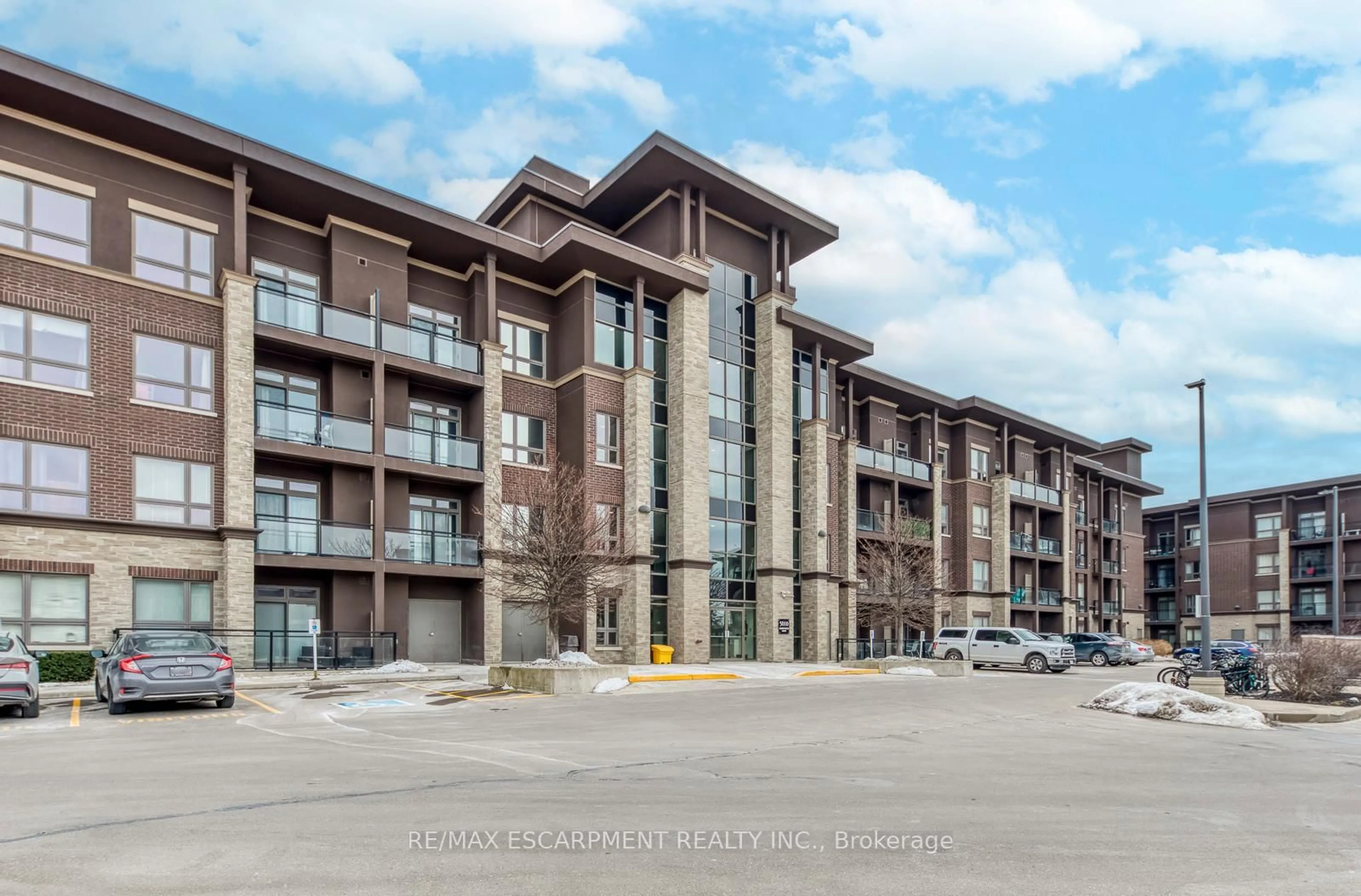 Unknown for 5010 Corporate Dr #114, Burlington Ontario L7L 0H6