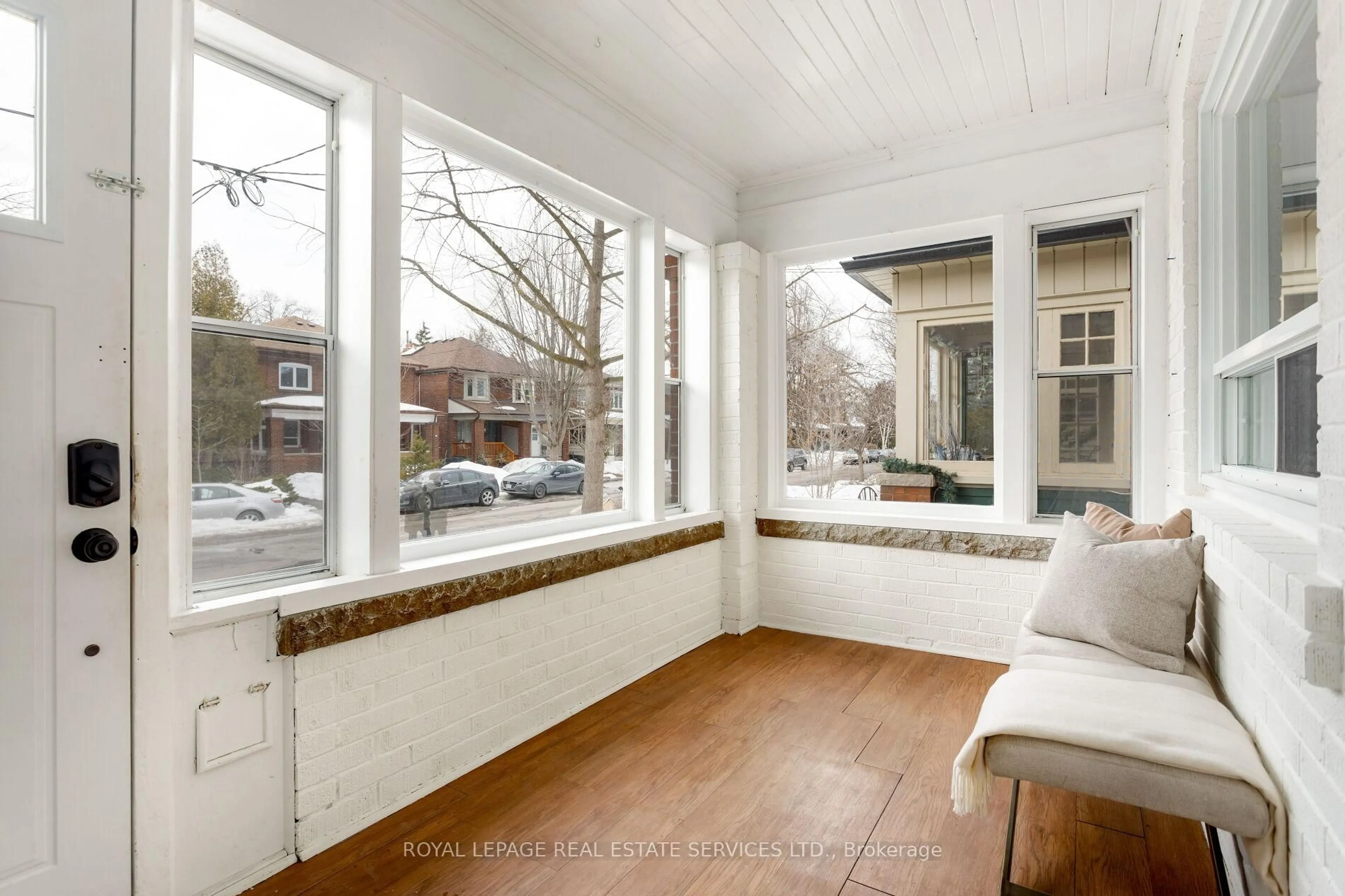 Indoor entryway for 597 Beresford Ave, Toronto Ontario M6S 3C2