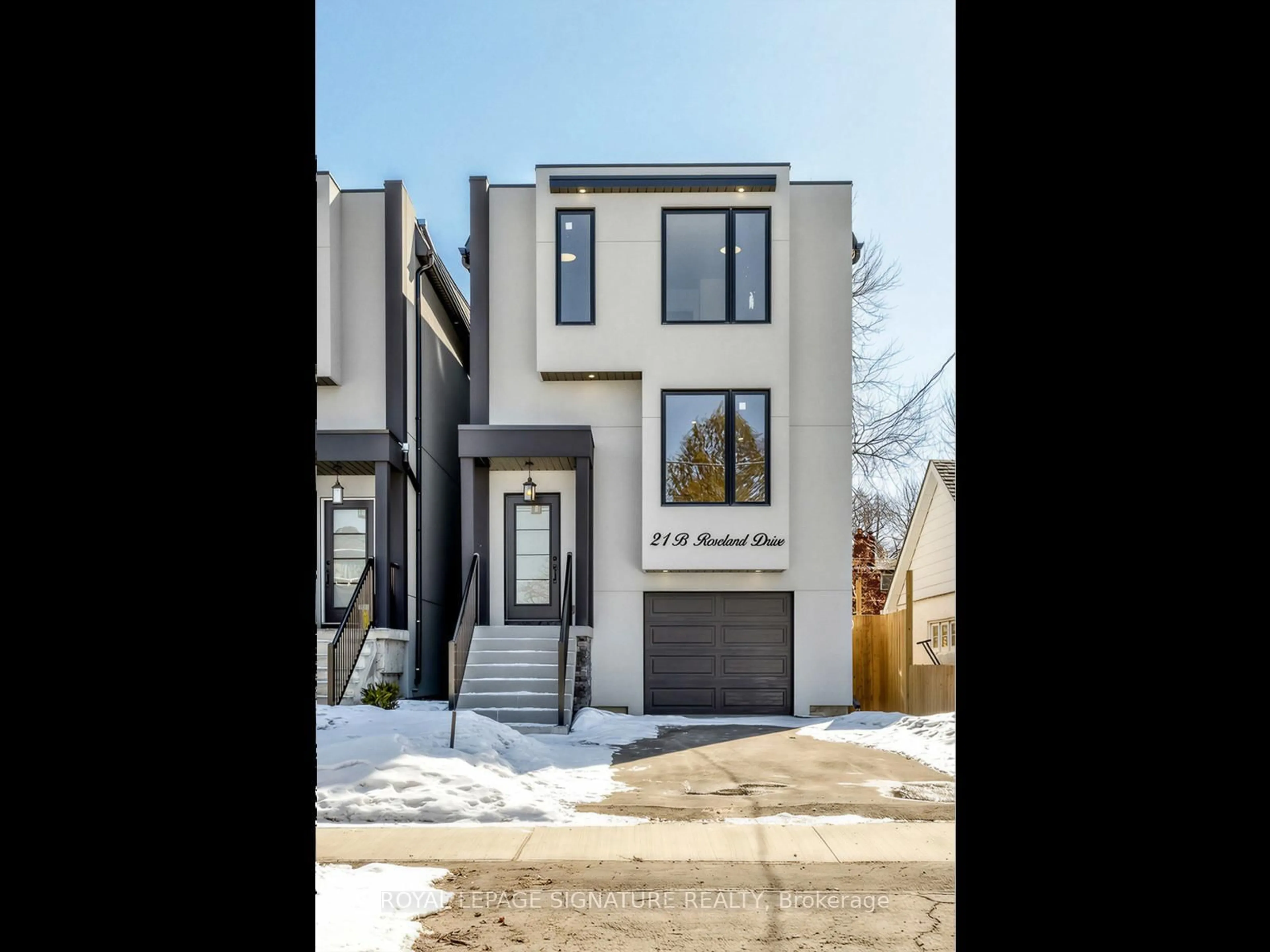 Home with brick exterior material, street for 21B Roseland Dr, Toronto Ontario M8W 1Y3