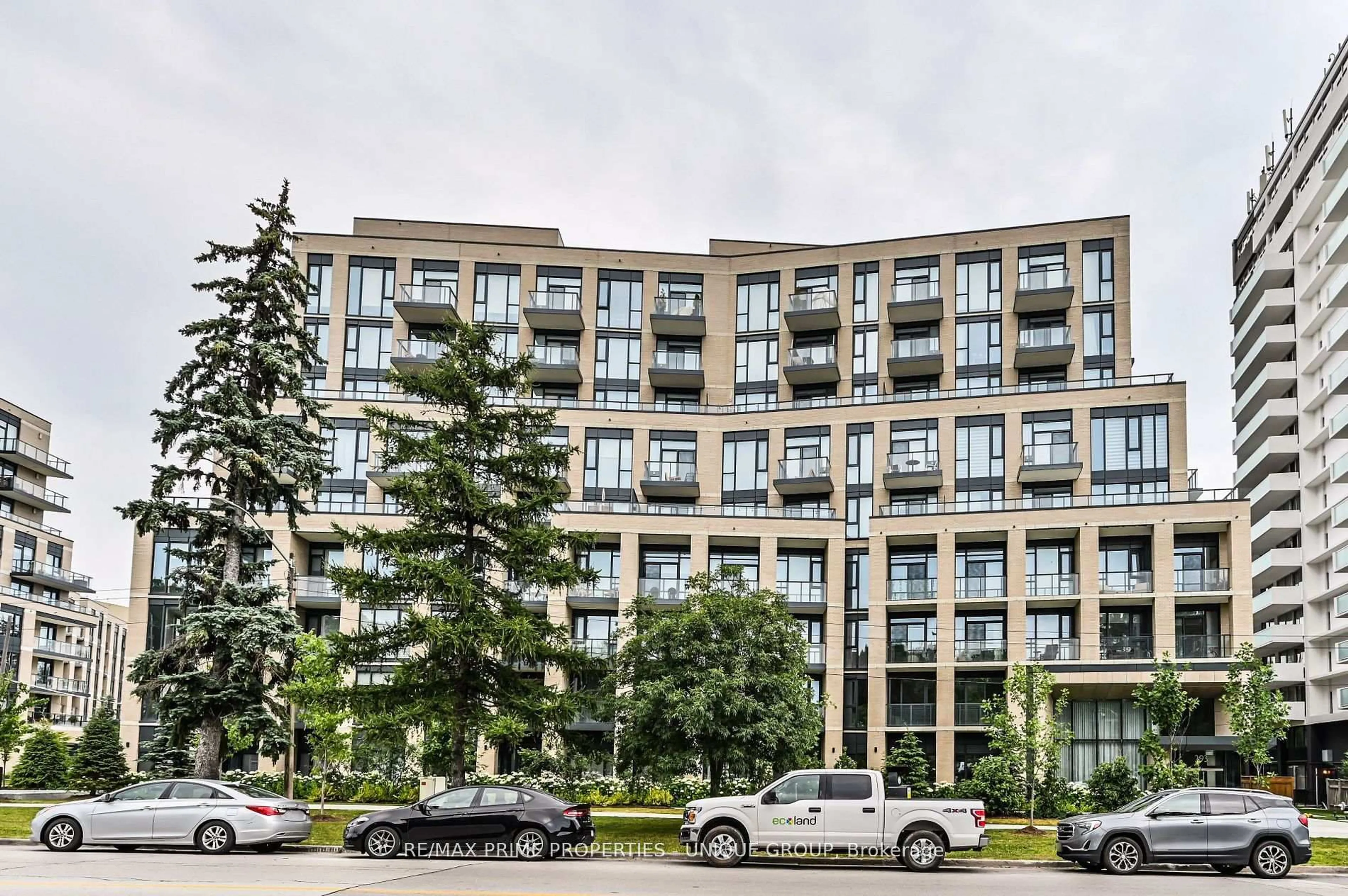 Unknown for 293 The Kingsway #224, Toronto Ontario M9A 0E8