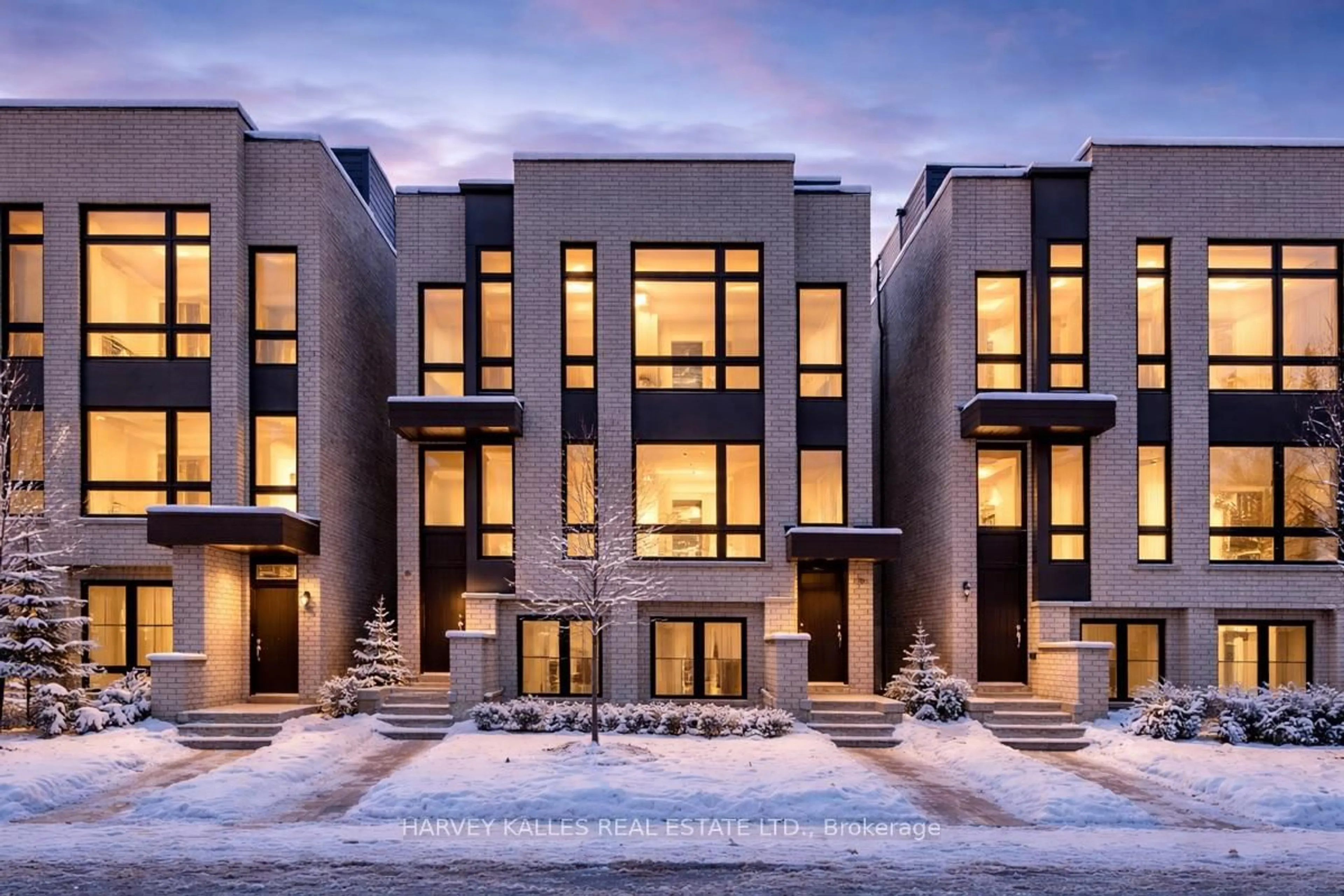 Unknown for 17 Innes Ave, Toronto Ontario M6E 0B2