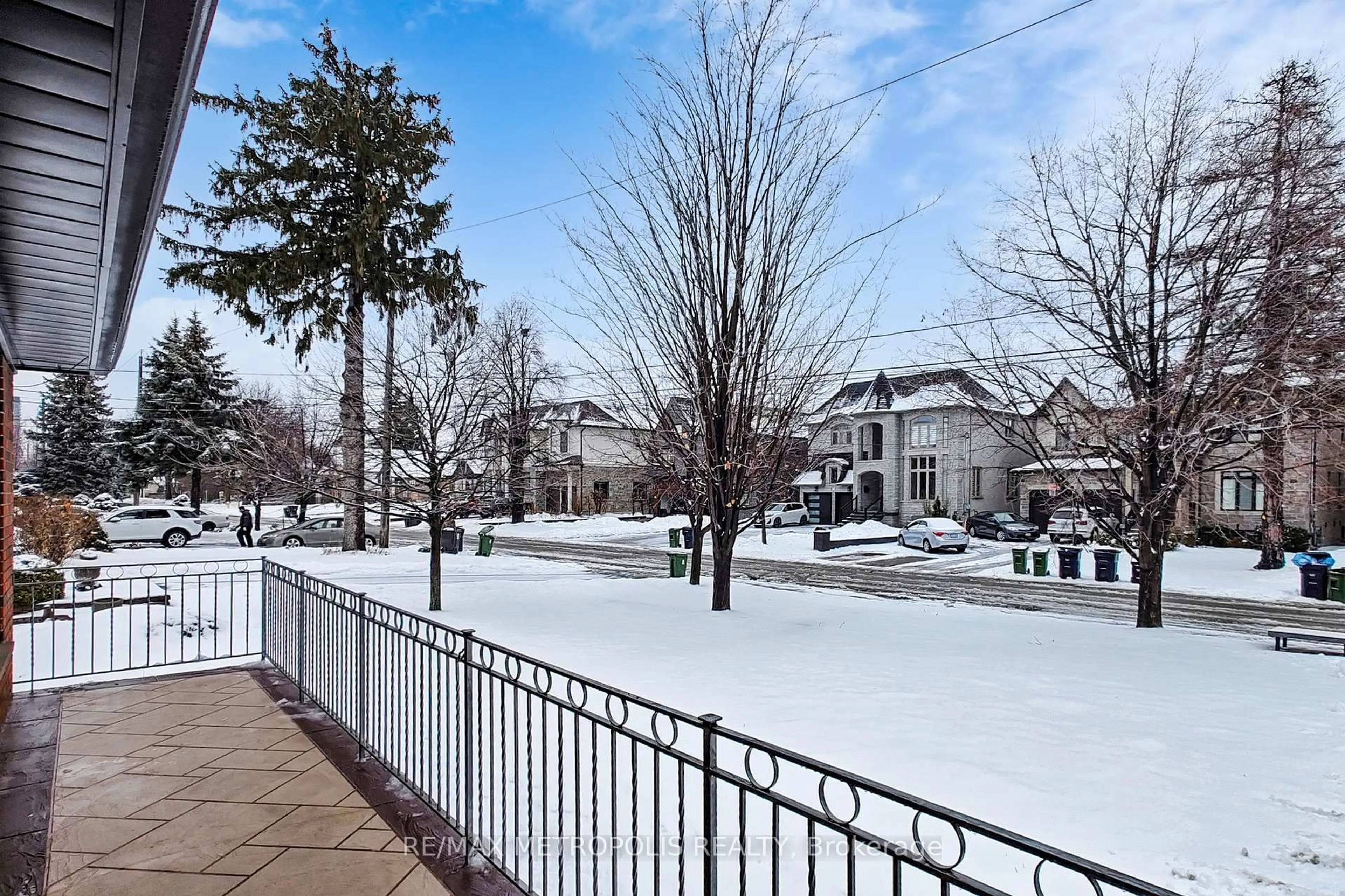 Patio, street for 20 Knox Ave, Toronto Ontario M9L 2M3