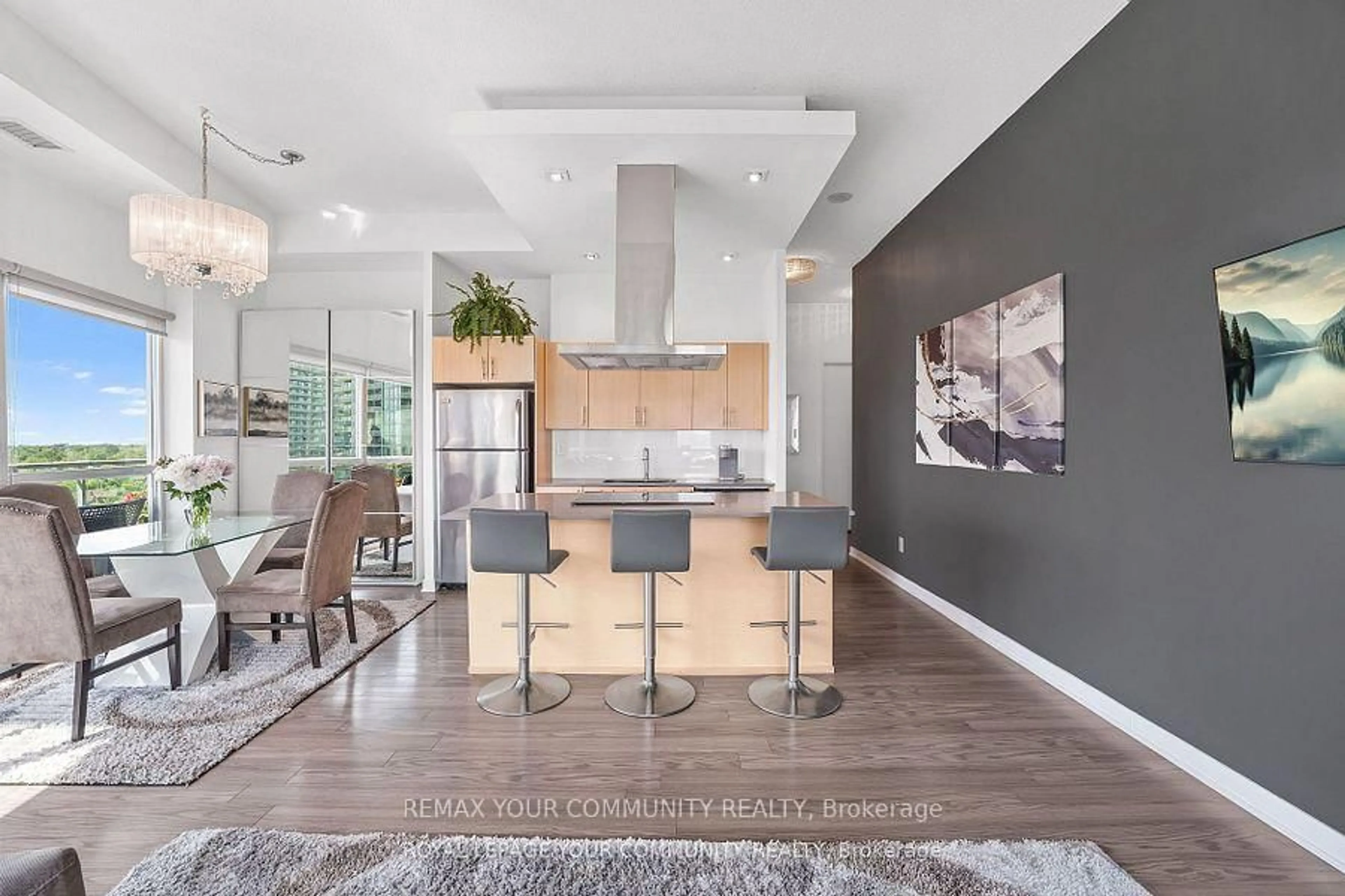 Open concept kitchen, unknown for 165 Legion Rd #1226, Toronto Ontario M8Y 0B3