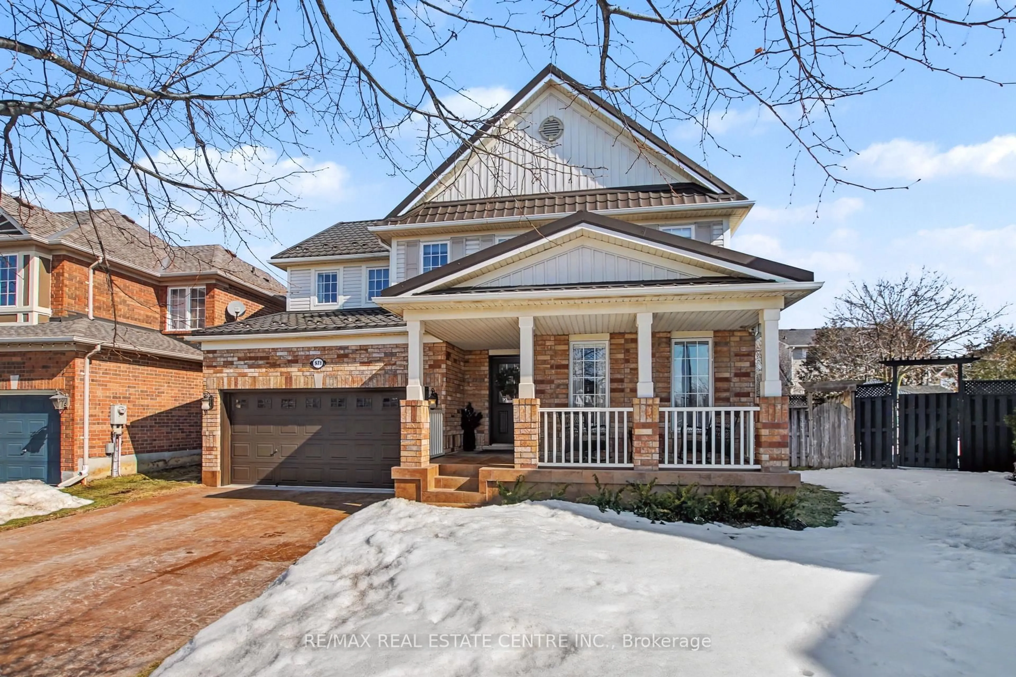 Home with brick exterior material, street for 971 Lancaster Blvd, Milton Ontario L9T 6A2