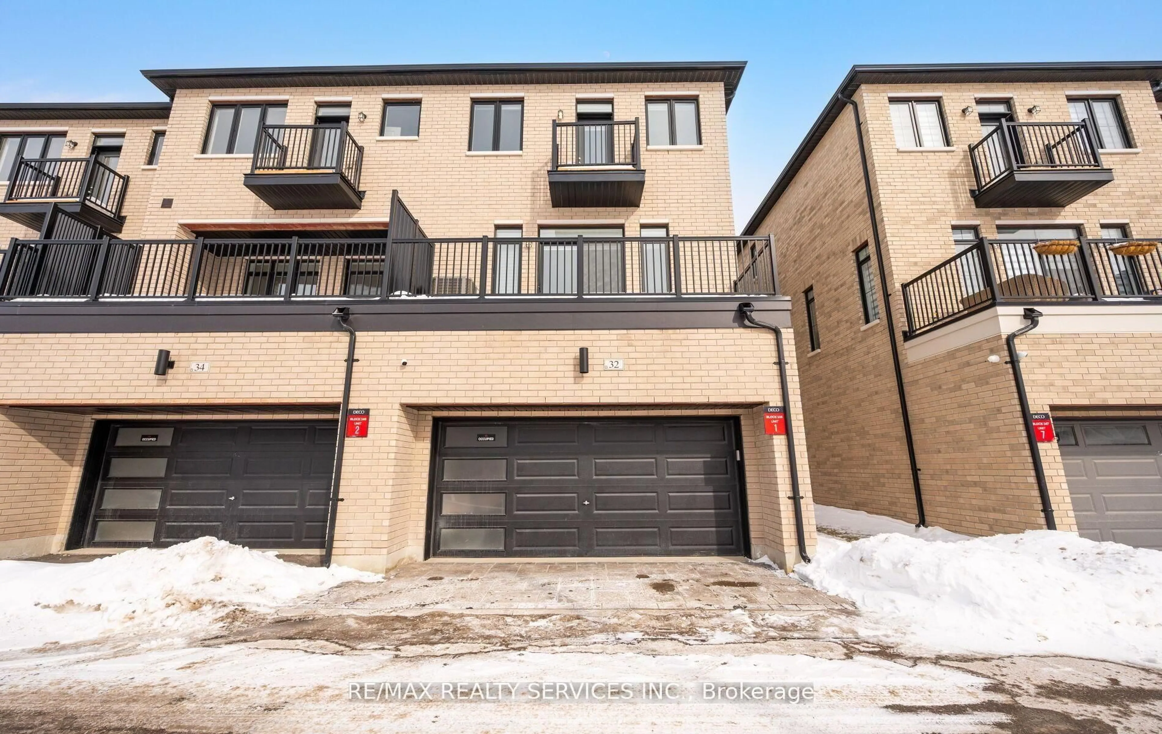 Unknown for 32 Bonnington Dr, Brampton Ontario L7A 5M1