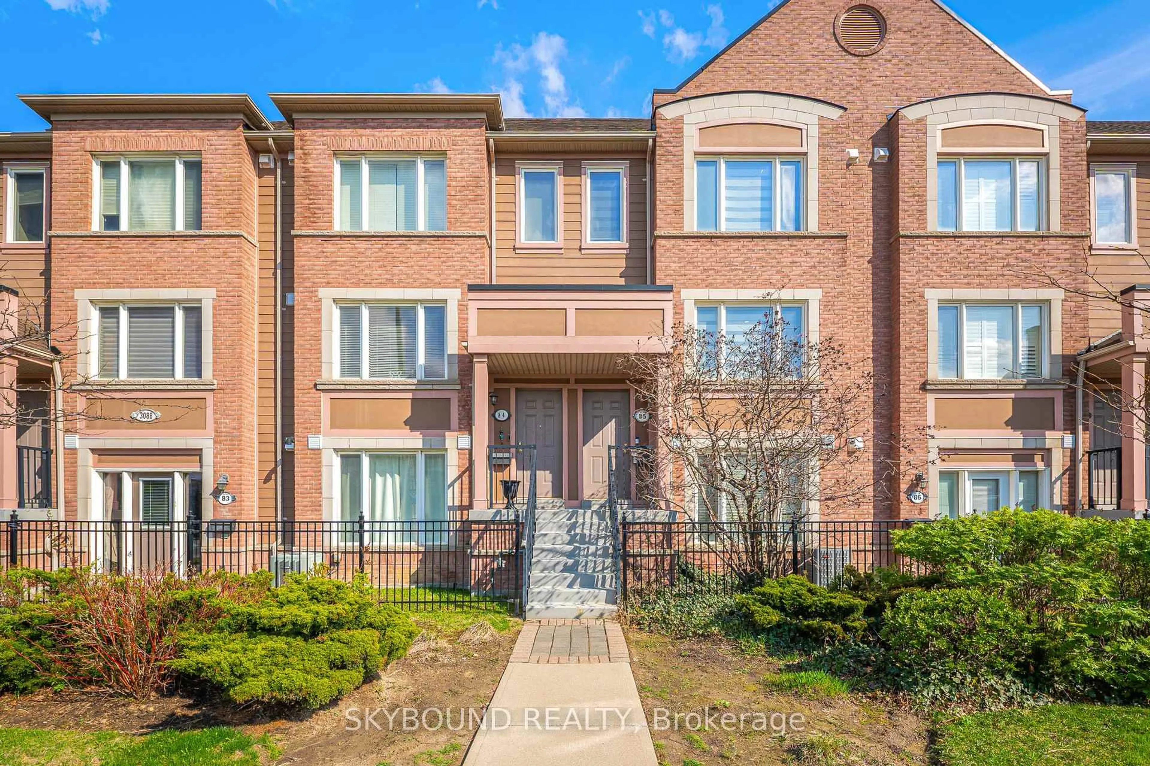 Home with brick exterior material, street for 3088 Eglinton Ave #85, Mississauga Ontario L5M 8C5