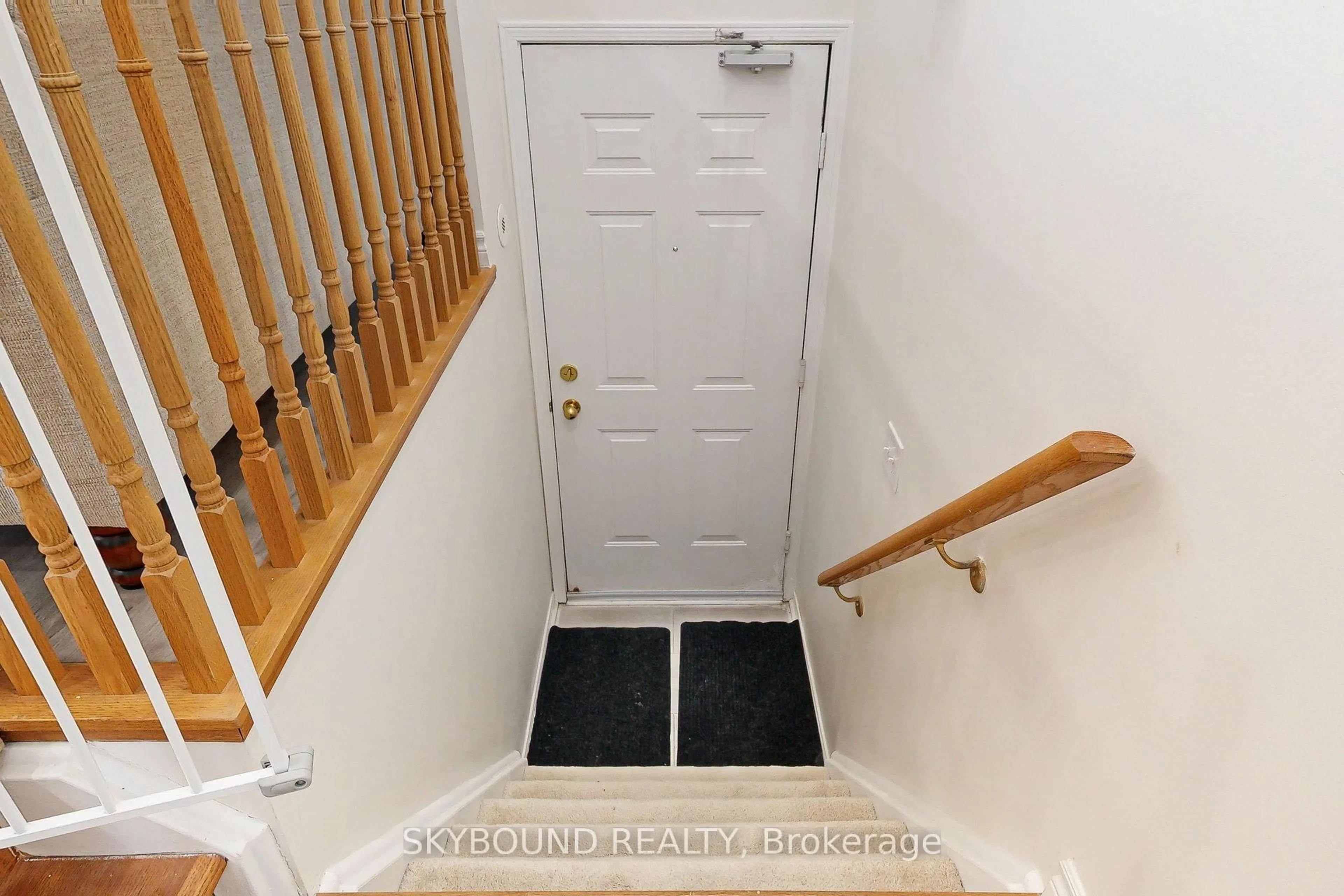 Unknown for 3088 Eglinton Ave #85, Mississauga Ontario L5M 8C5