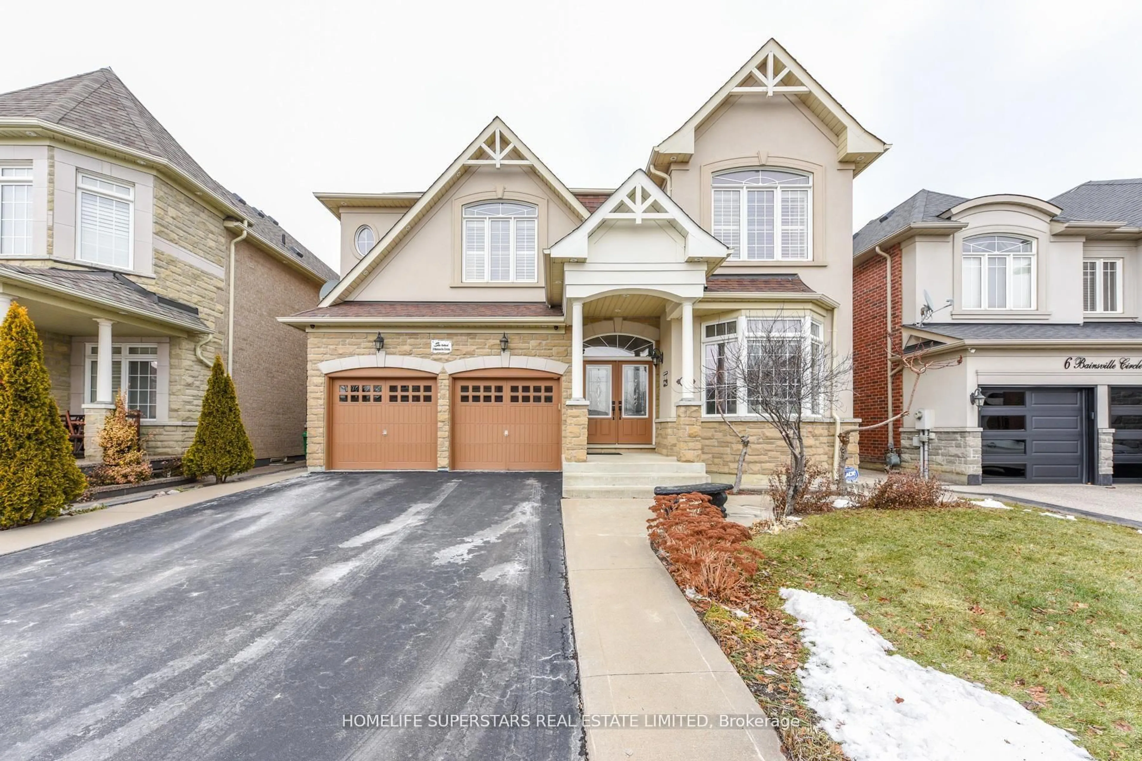 Home with brick exterior material, street for 8 Bainsville Circ, Brampton Ontario L6P 3A5