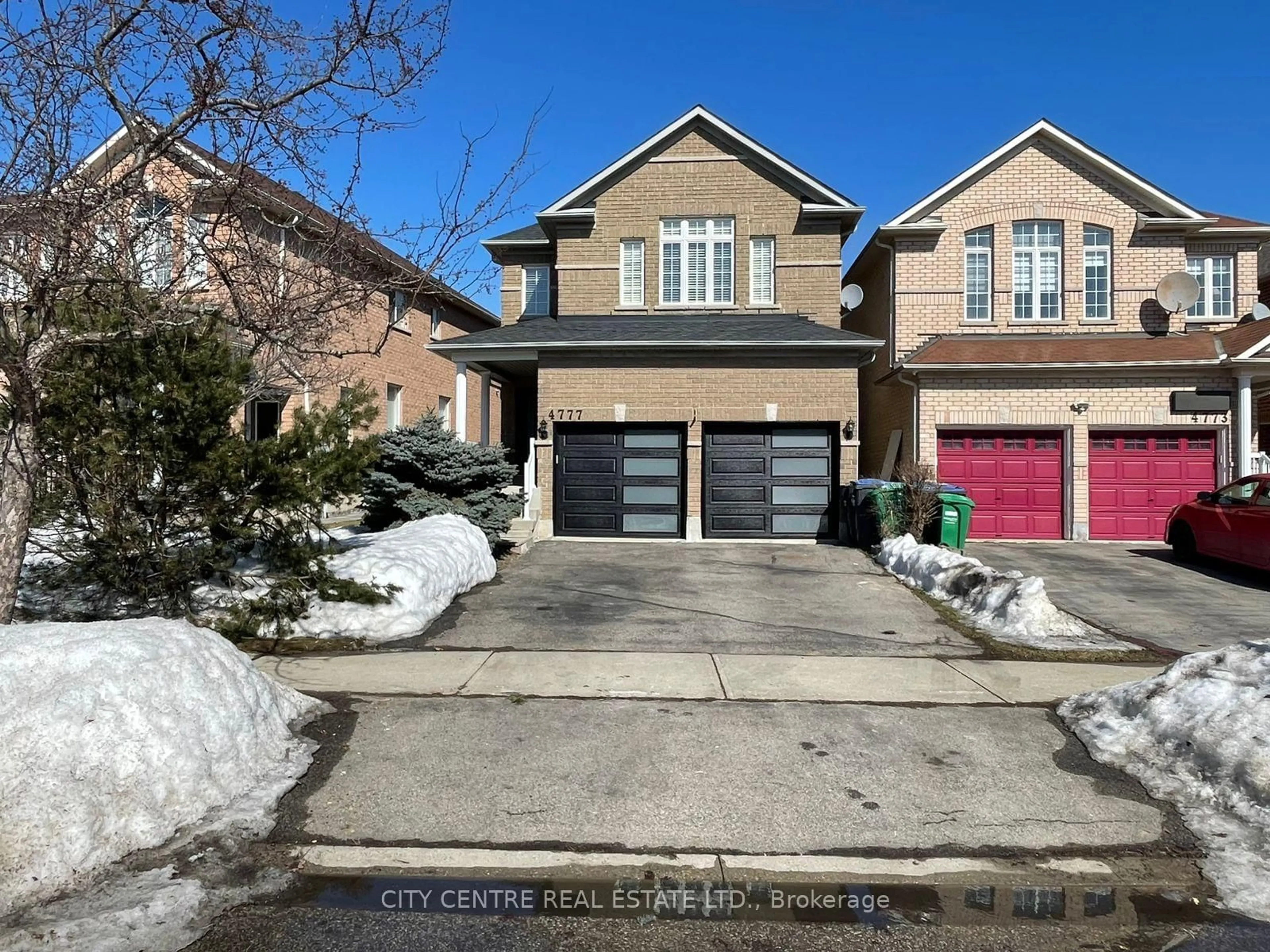 Home with brick exterior material, street for 4777 Glasshill Grve, Mississauga Ontario L5M 7R6