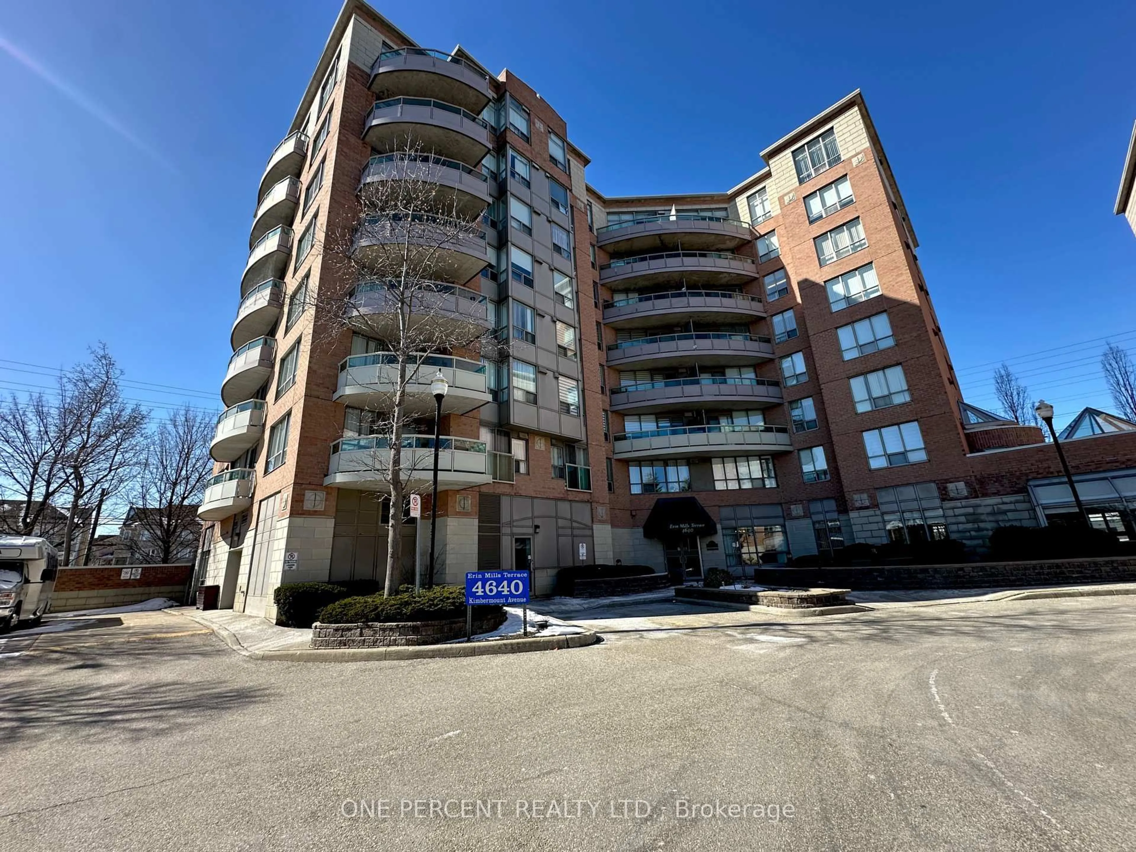 A pic from outside/outdoor area/front of a property/back of a property/a pic from drone, unknown for 4640 Kimbermount Ave #103, Mississauga Ontario L5M 5W6