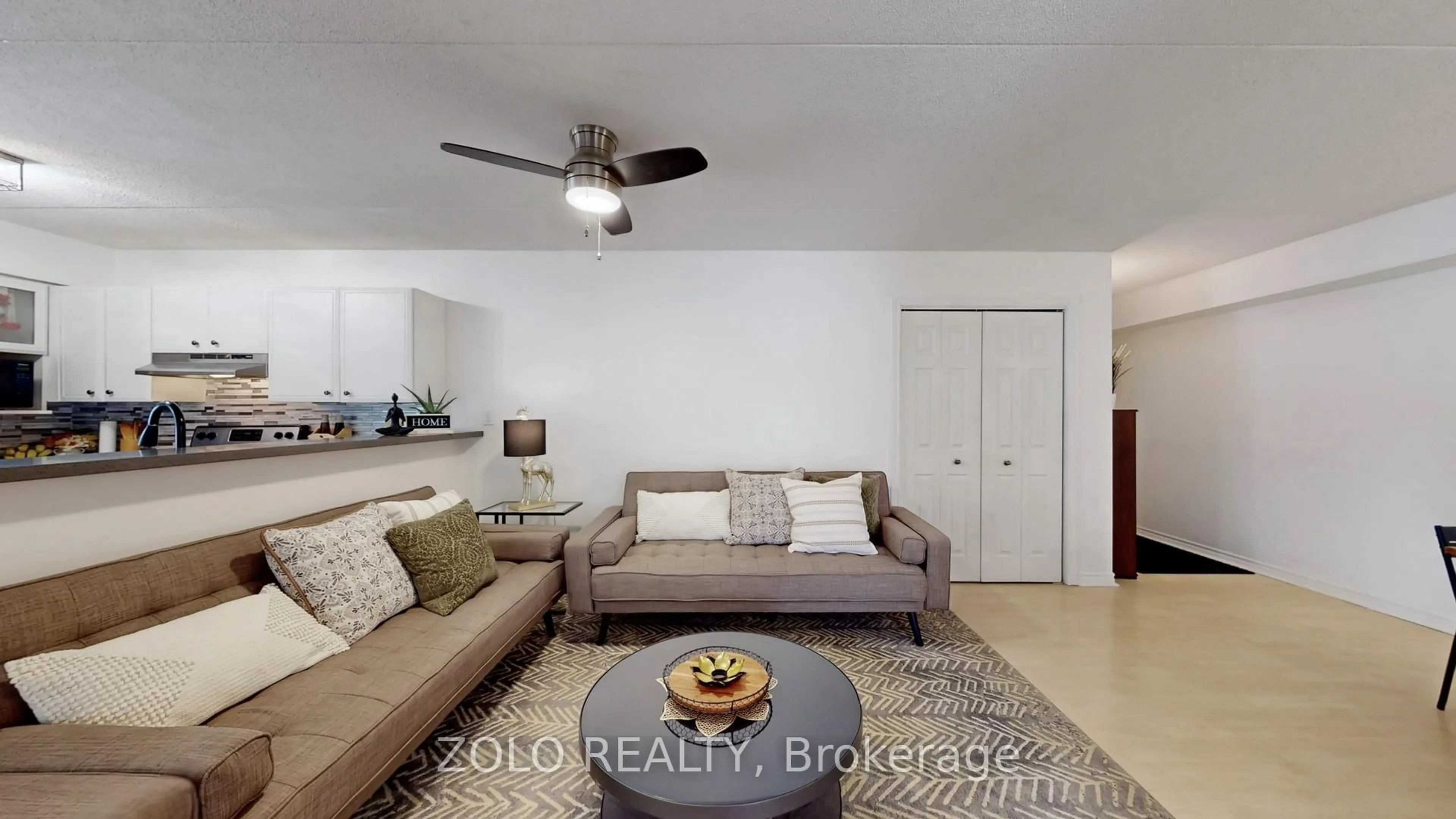 Living room with furniture, unknown for 4003 Kilmer Dr #111, Burlington Ontario L7M 4M1