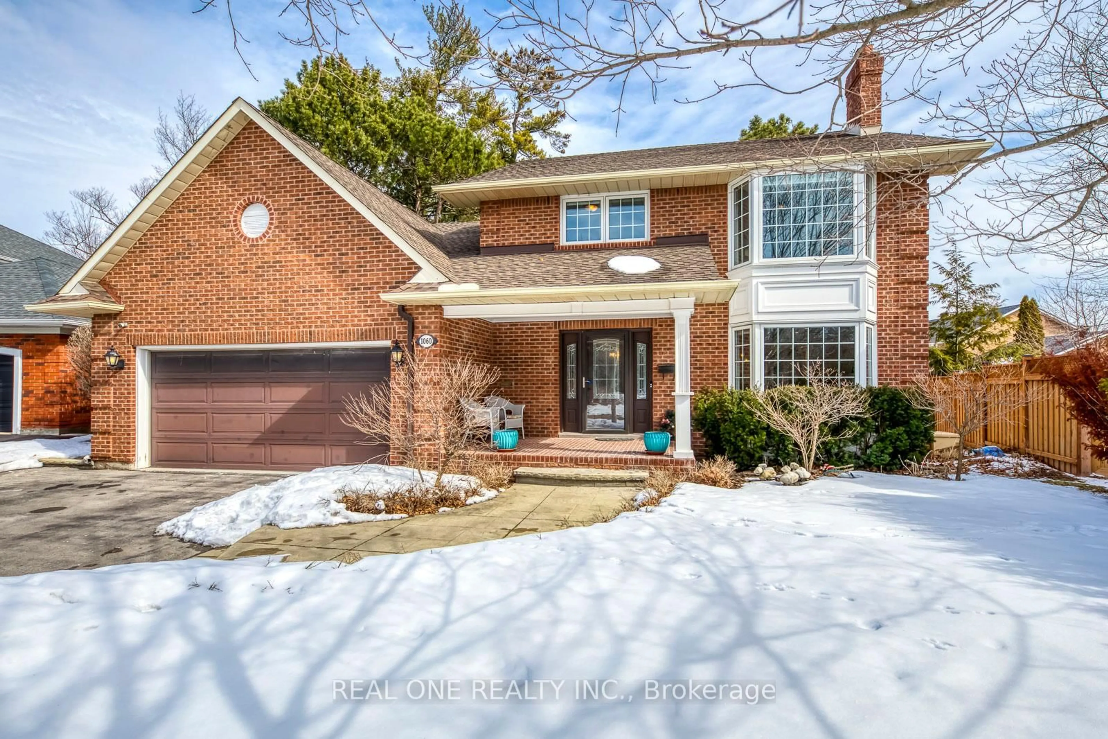 Home with brick exterior material, street for 1060 Rockcliffe Crt, Oakville Ontario L6M 1B8