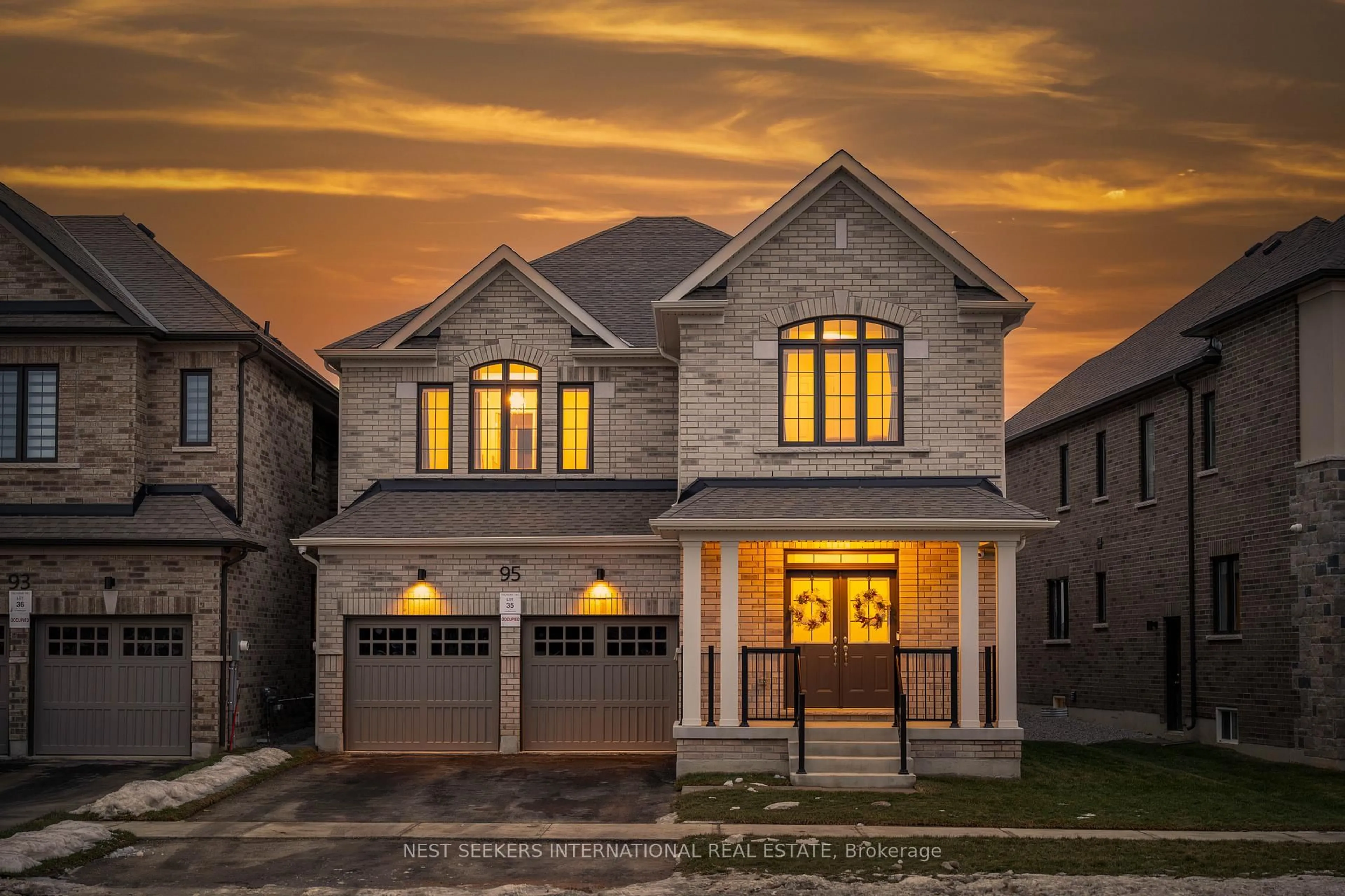 Home with brick exterior material, street for 95 Pembrook St, Caledon Ontario L7E 2K1