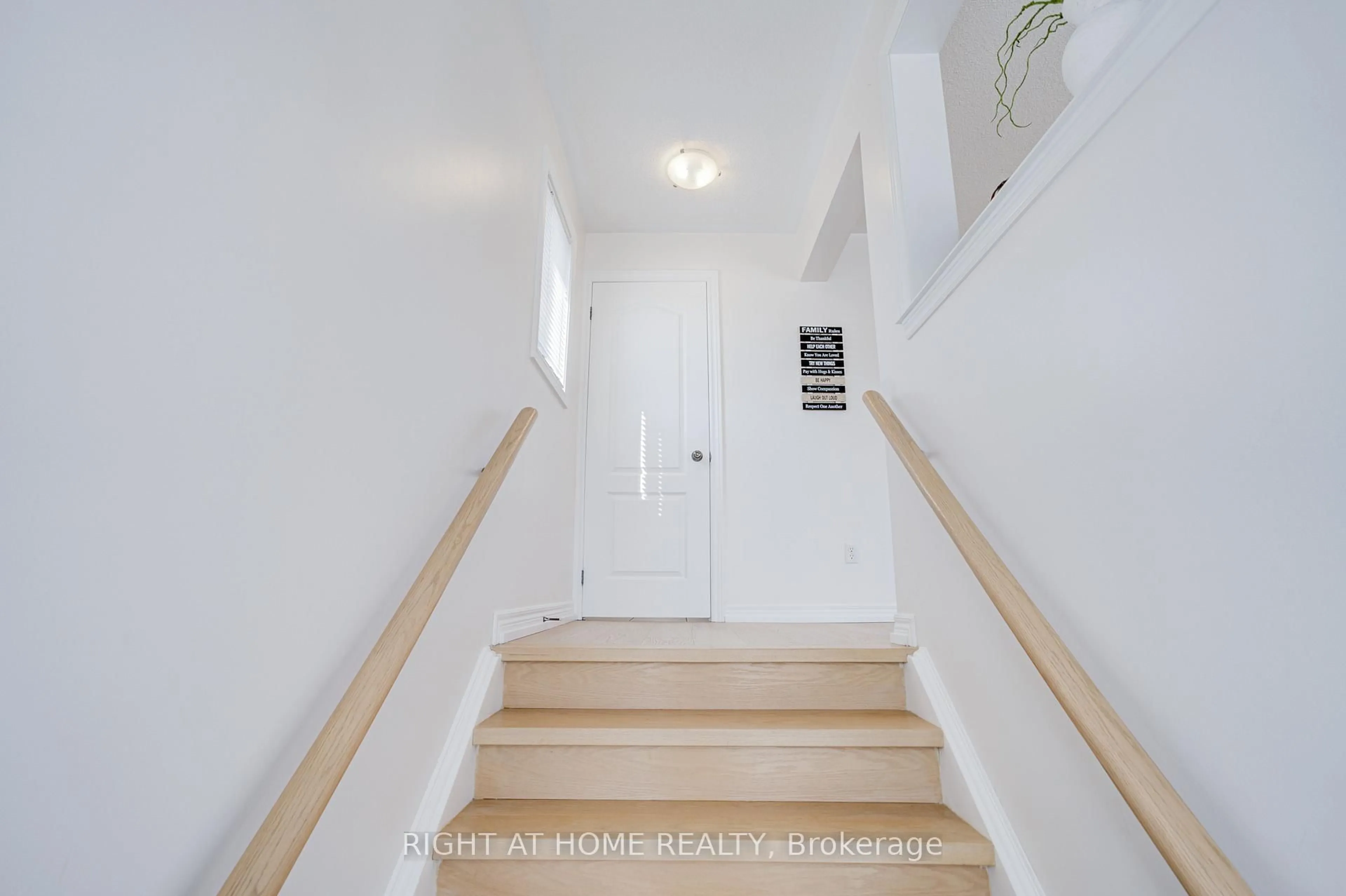 Unknown for 3064 Highbourne Cres, Oakville Ontario L6M 5H1