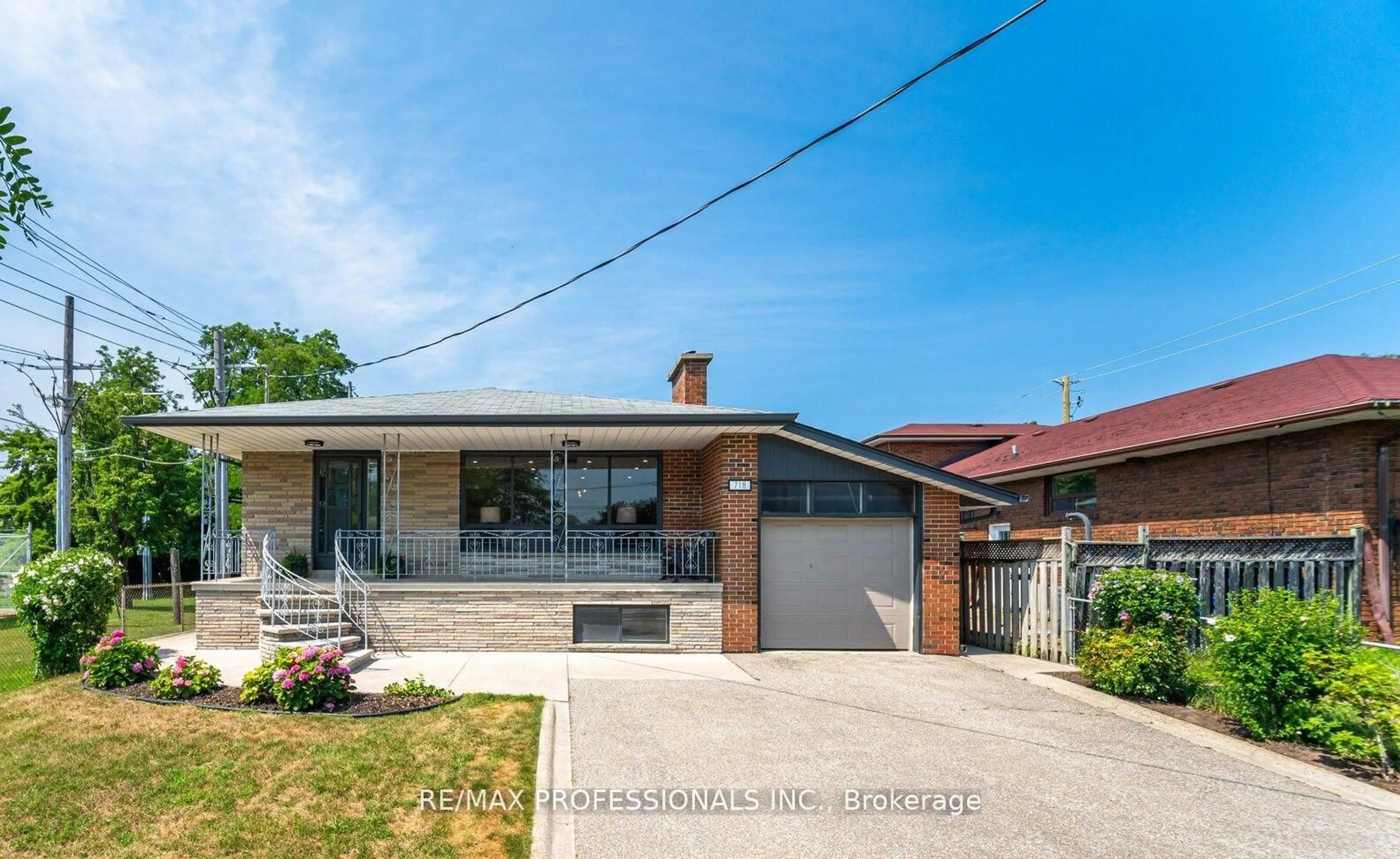 Home with brick exterior material, street for 718 Royal York Rd, Toronto Ontario M8Y 2T5