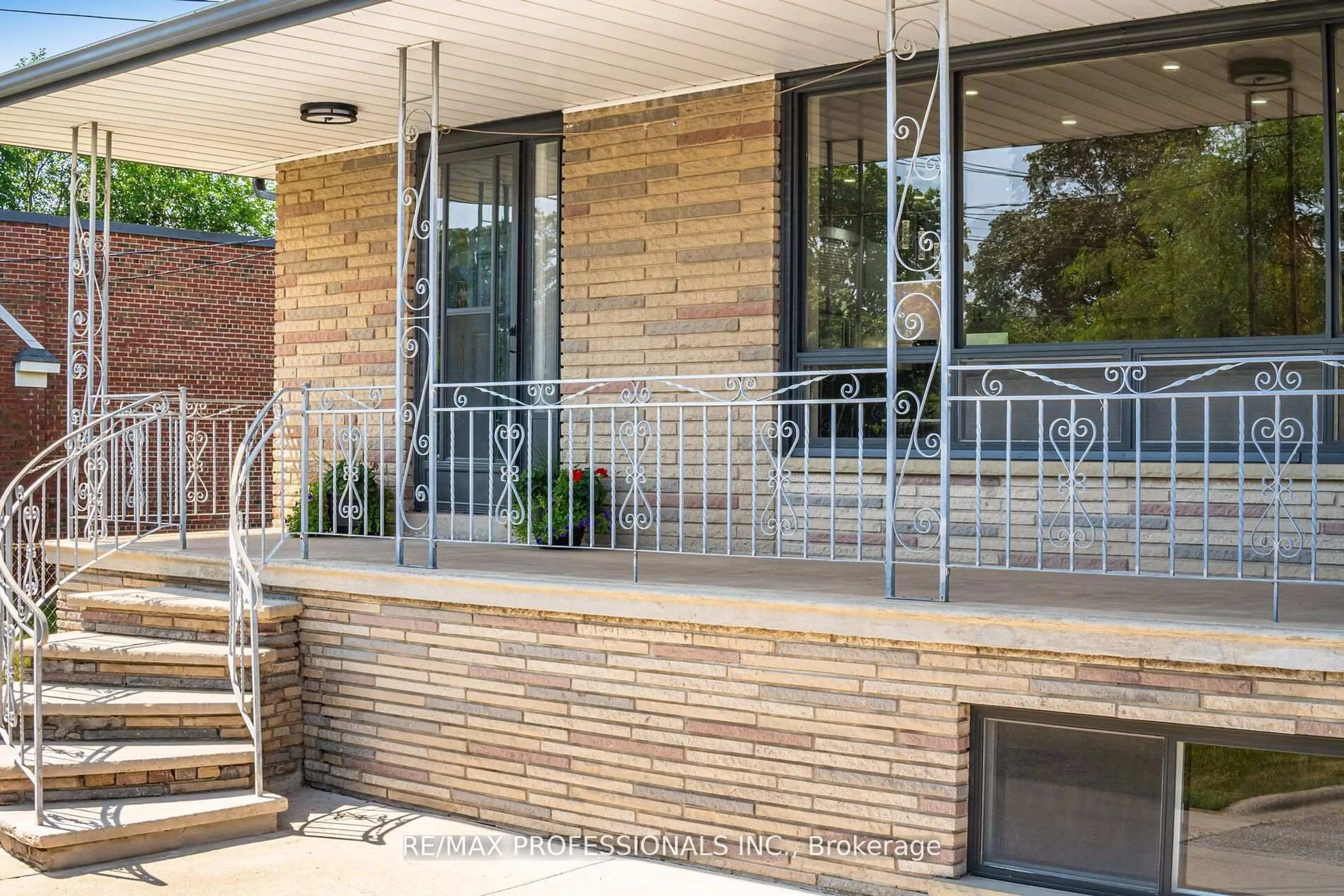 Home with brick exterior material, street for 718 Royal York Rd, Toronto Ontario M8Y 2T5