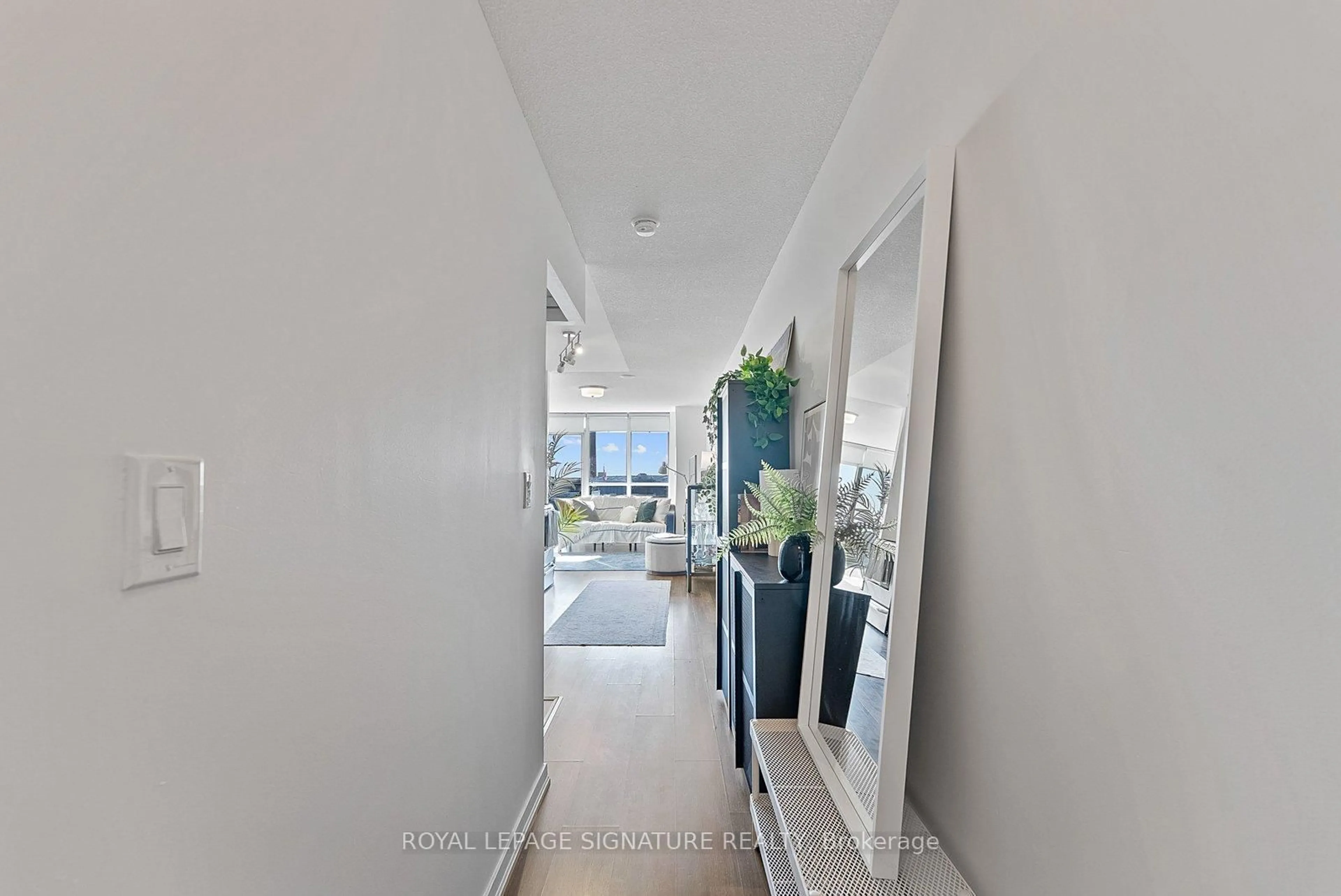 Indoor entryway for 38 Joe Shuster Way #1013, Toronto Ontario M6K 0A5