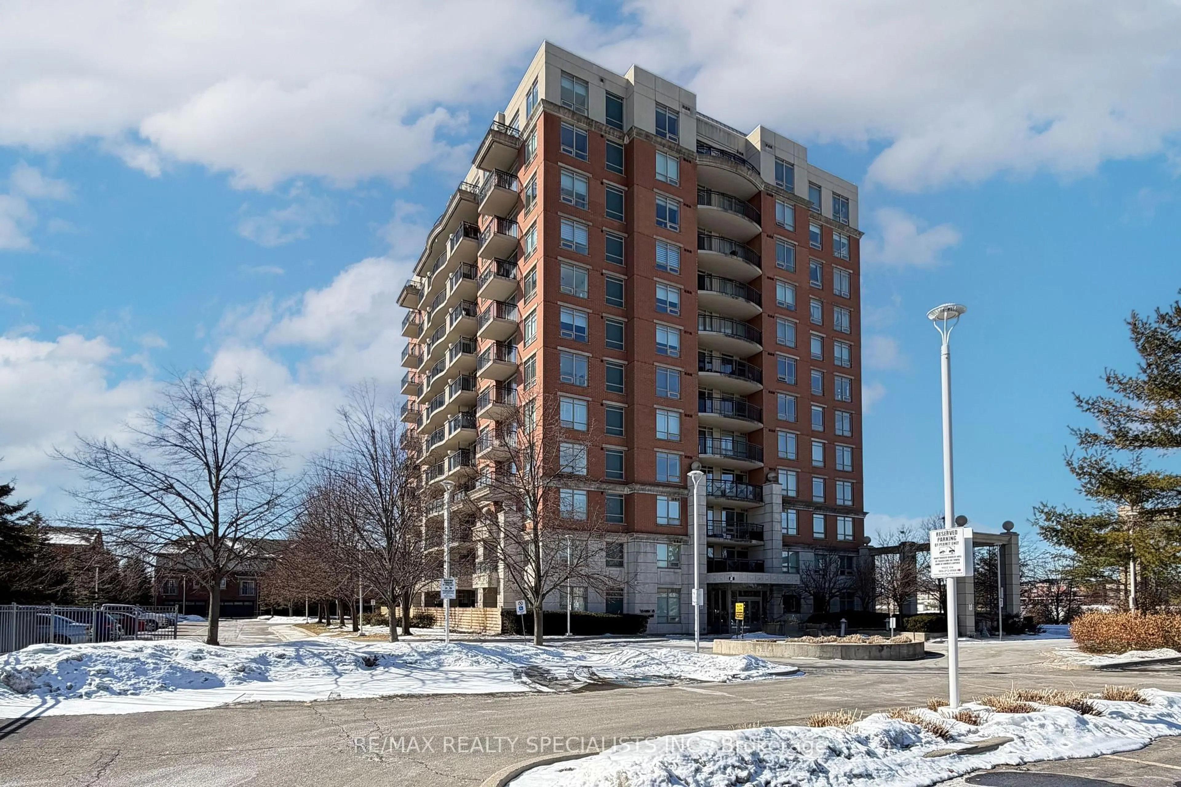 Unknown for 2325 Central Park Dr #501, Oakville Ontario L6H 0E2