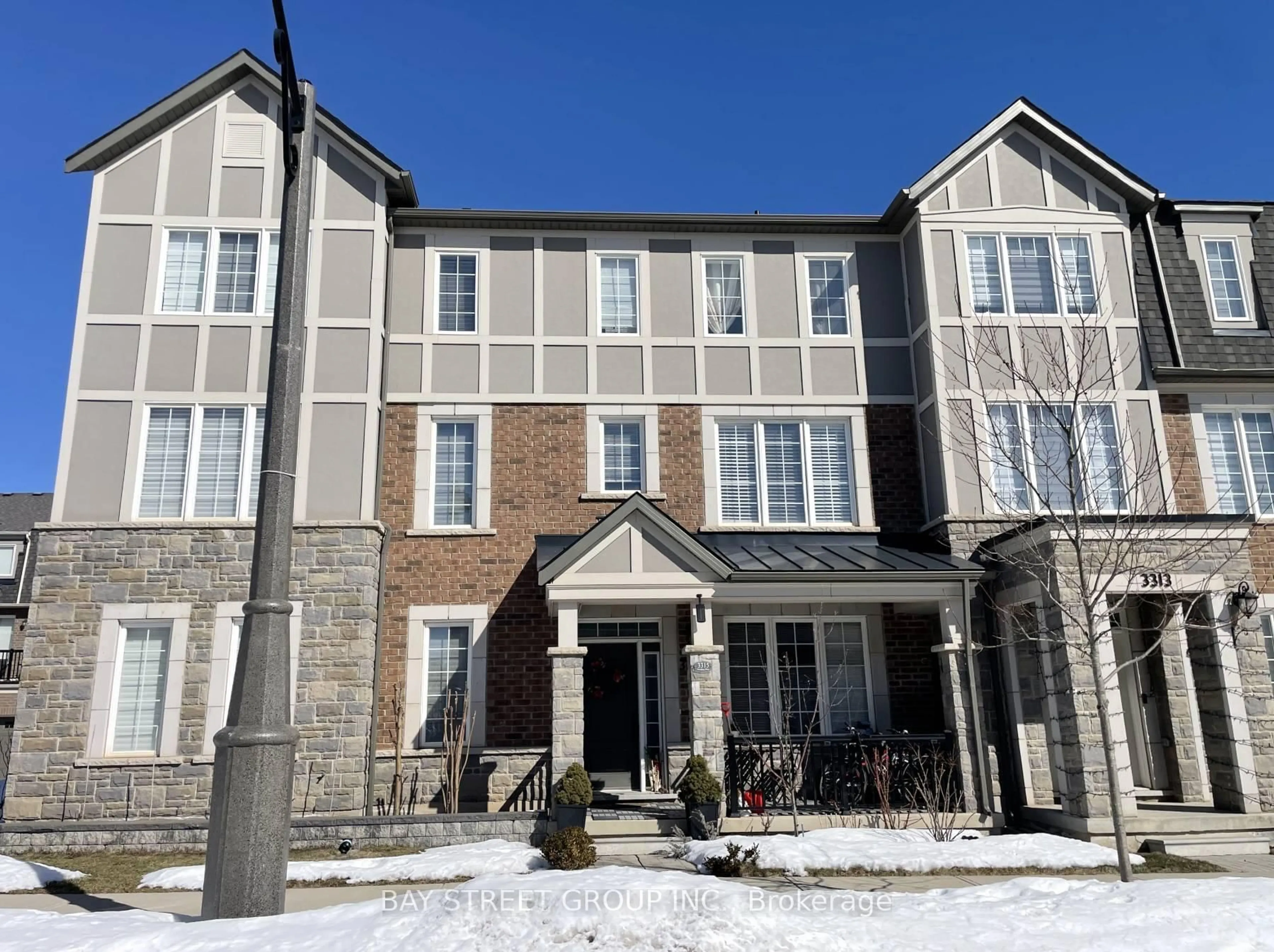 Unknown for 3315 Vardon Way, Oakville Ontario L6M 1S1