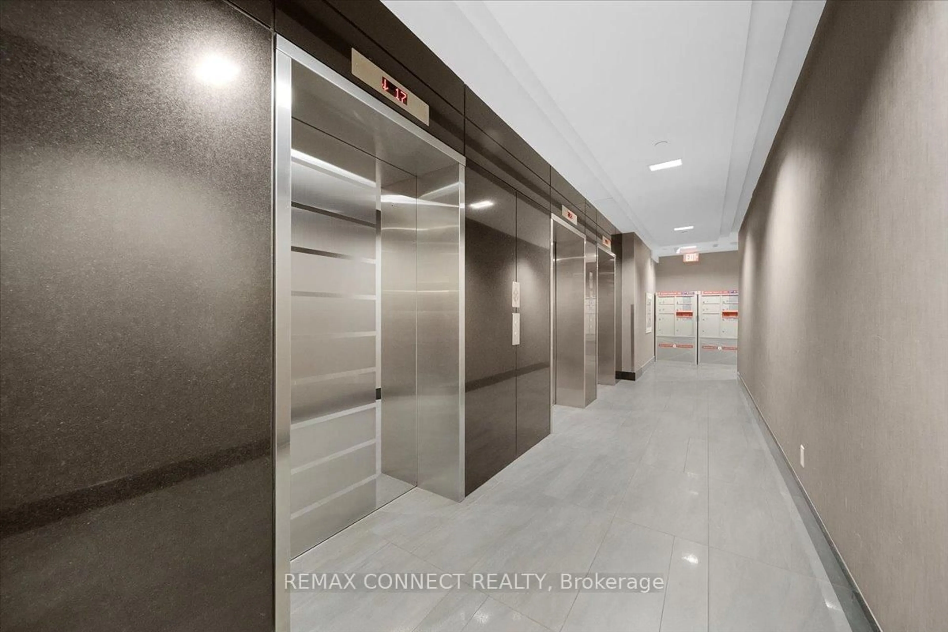 Indoor foyer for 205 Sherway Gardens Rd #1506, Toronto Ontario M9C 0A5