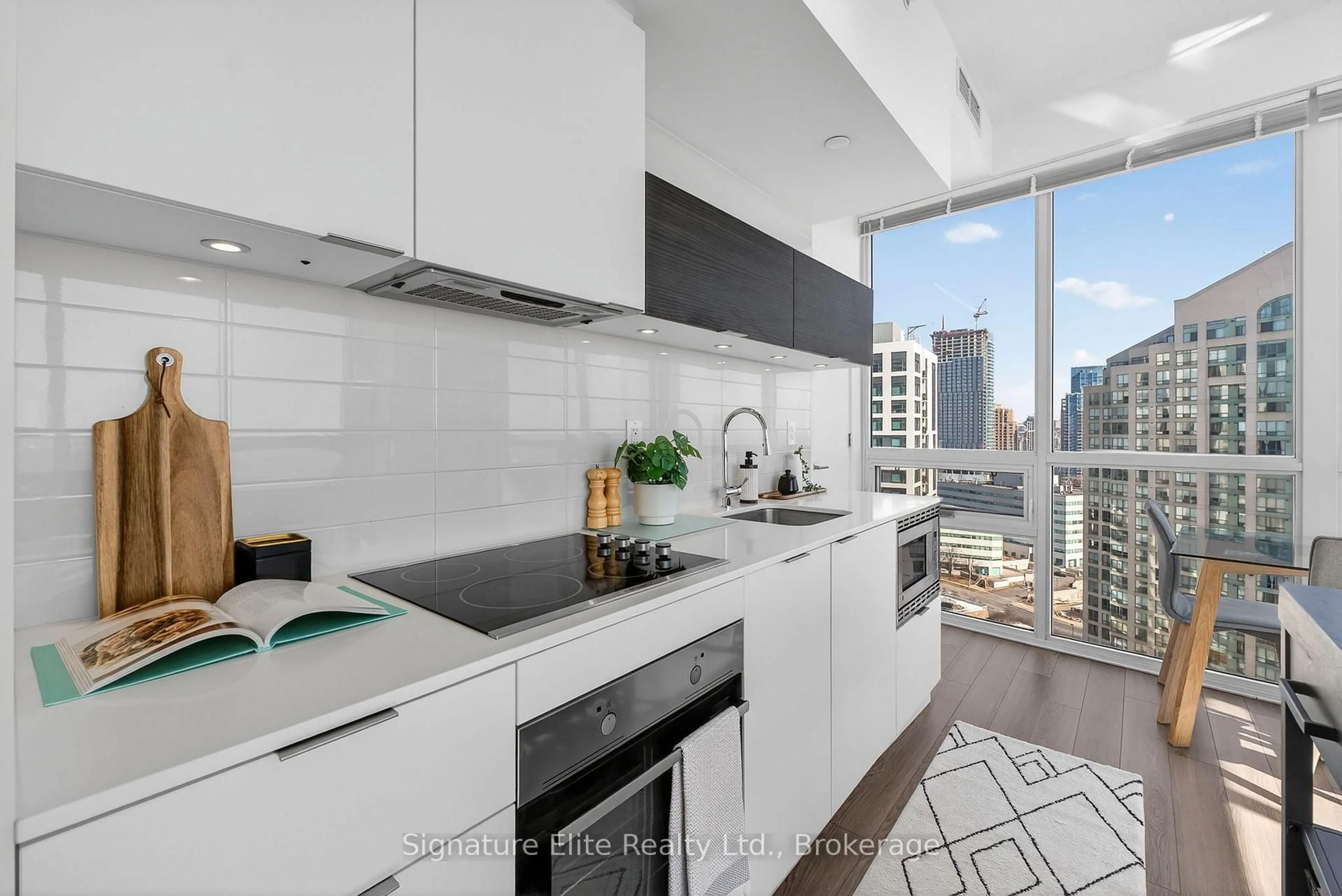 Standard kitchen, unknown for 20 Thomas Riley Rd #1807, Toronto Ontario M9B 0C3