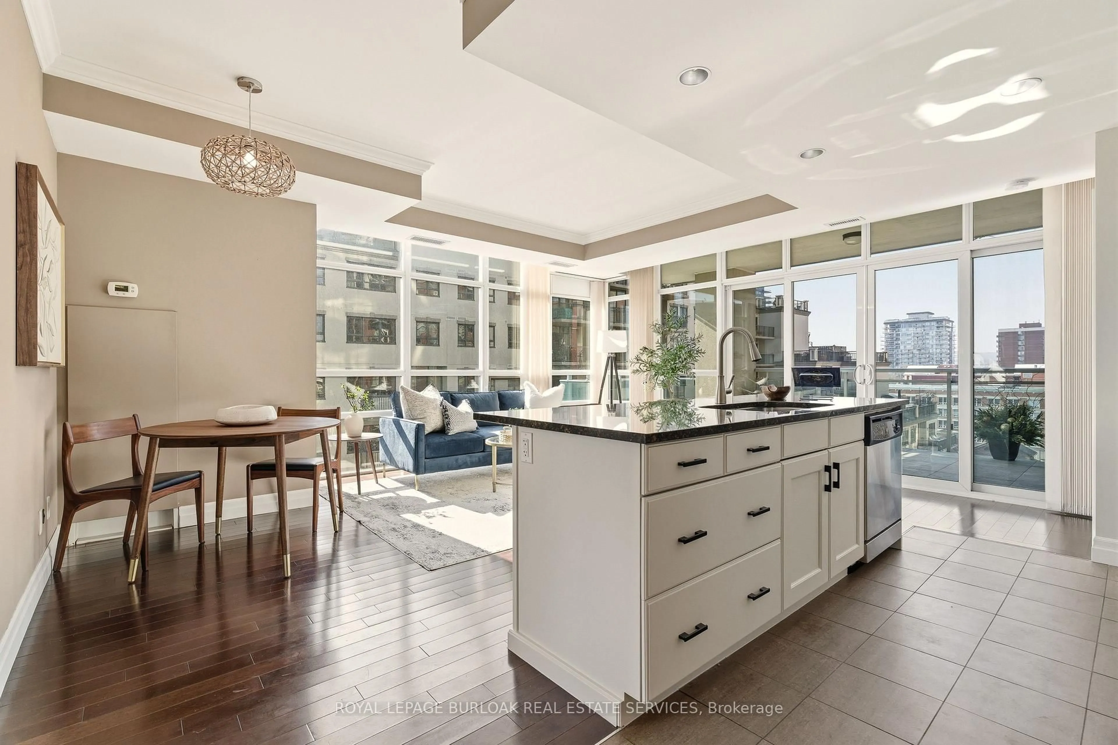 Open concept kitchen, ceramic/tile floor for 360 Pearl St #804, Burlington Ontario L7R 1E1