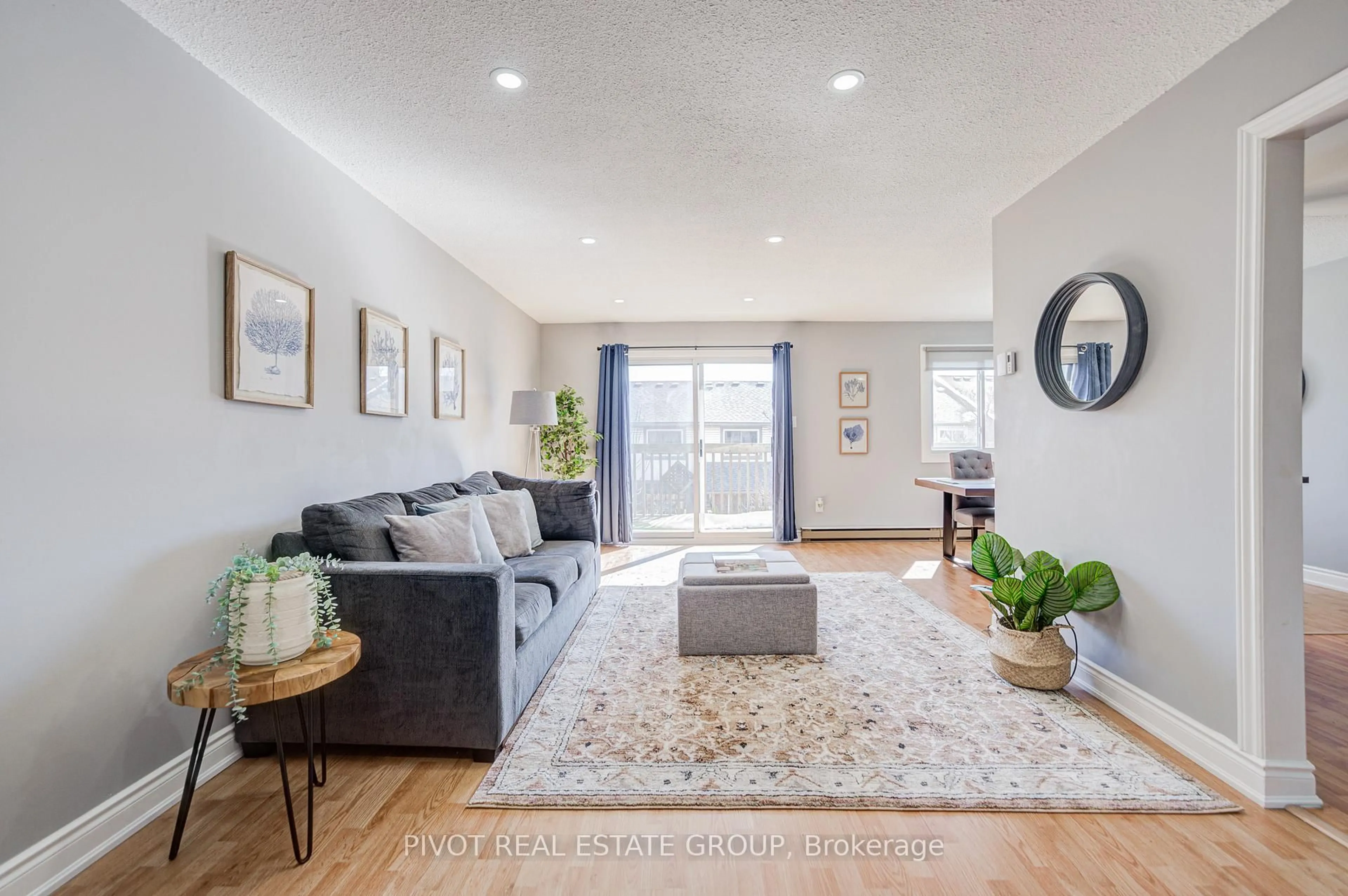 Living room with furniture, unknown for 6797 Formentera Ave #72, Mississauga Ontario L5N 2L6