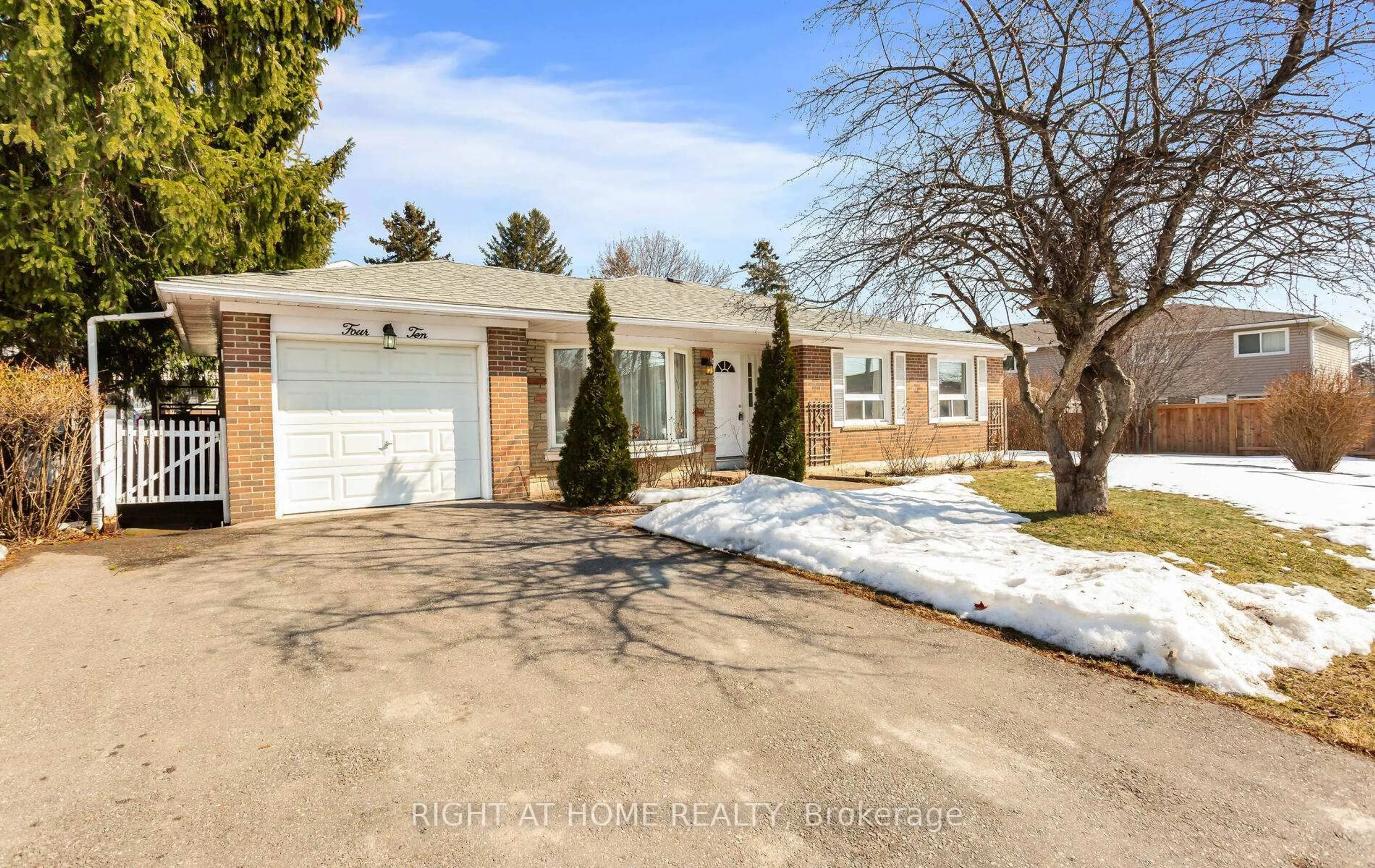 Home with brick exterior material, street for 410 Bartley Bull Pkwy, Brampton Ontario L6W 2L8