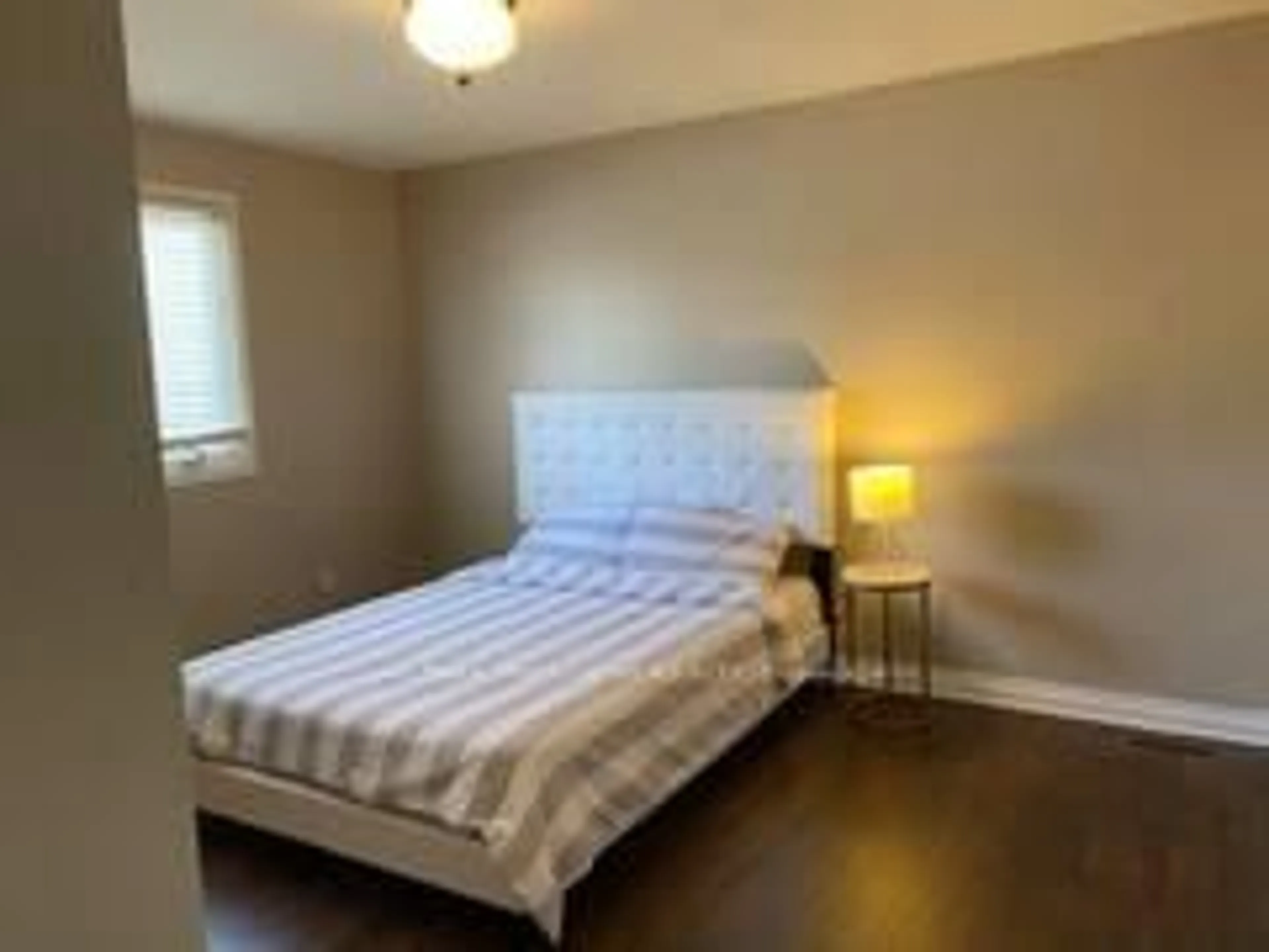 A pic of a room for 10588 Eighth Line, Halton Hills Ontario L7G 4S5