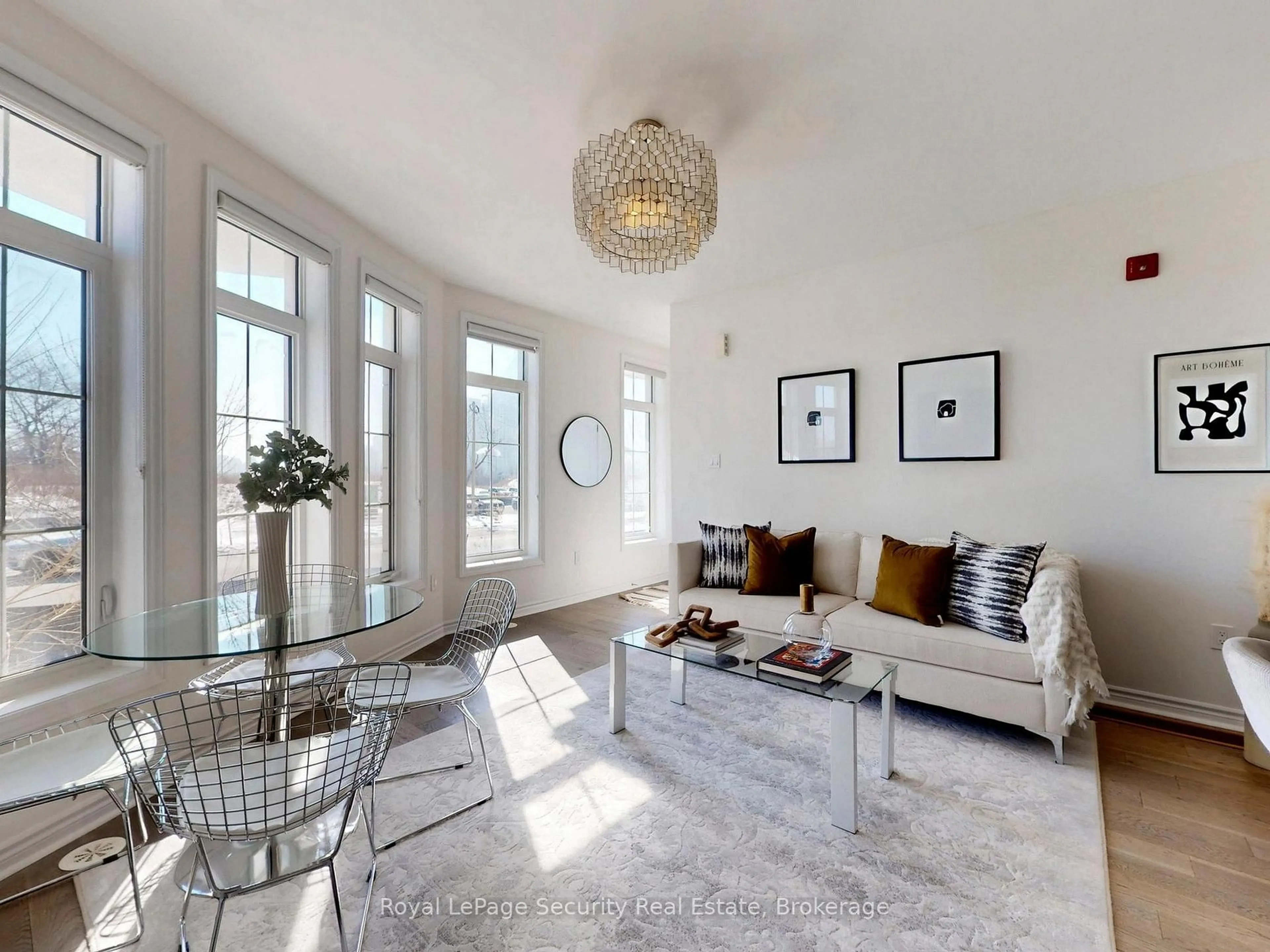 Living room with furniture, unknown for 89 Armdale Rd #27, Mississauga Ontario L4Z 1B1