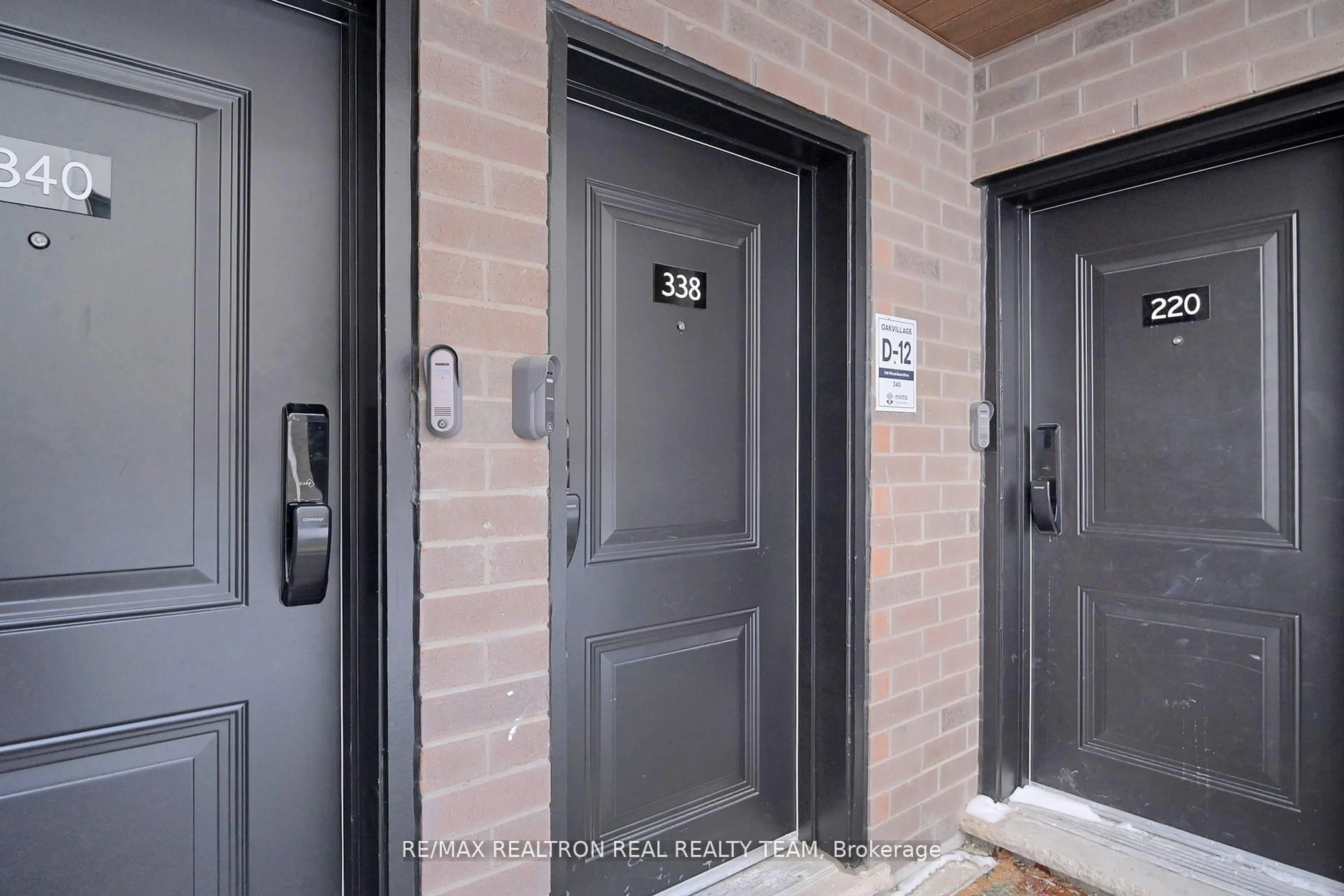 Indoor entryway for 349 Wheat Boom Dr #338, Oakville Ontario L6H 7X5