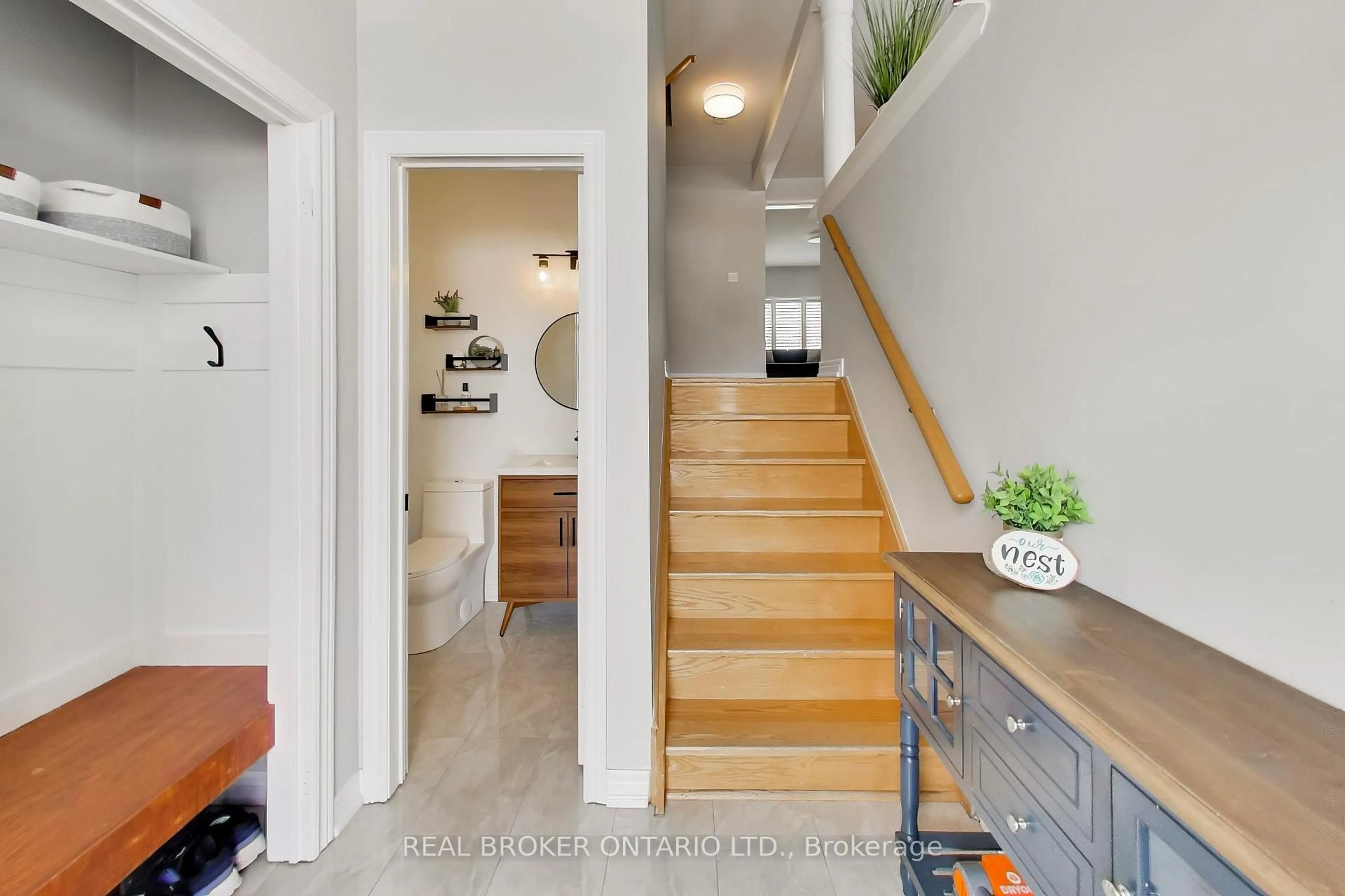 Indoor entryway for 60 Mary Chapman Blvd, Toronto Ontario M9M 0B2