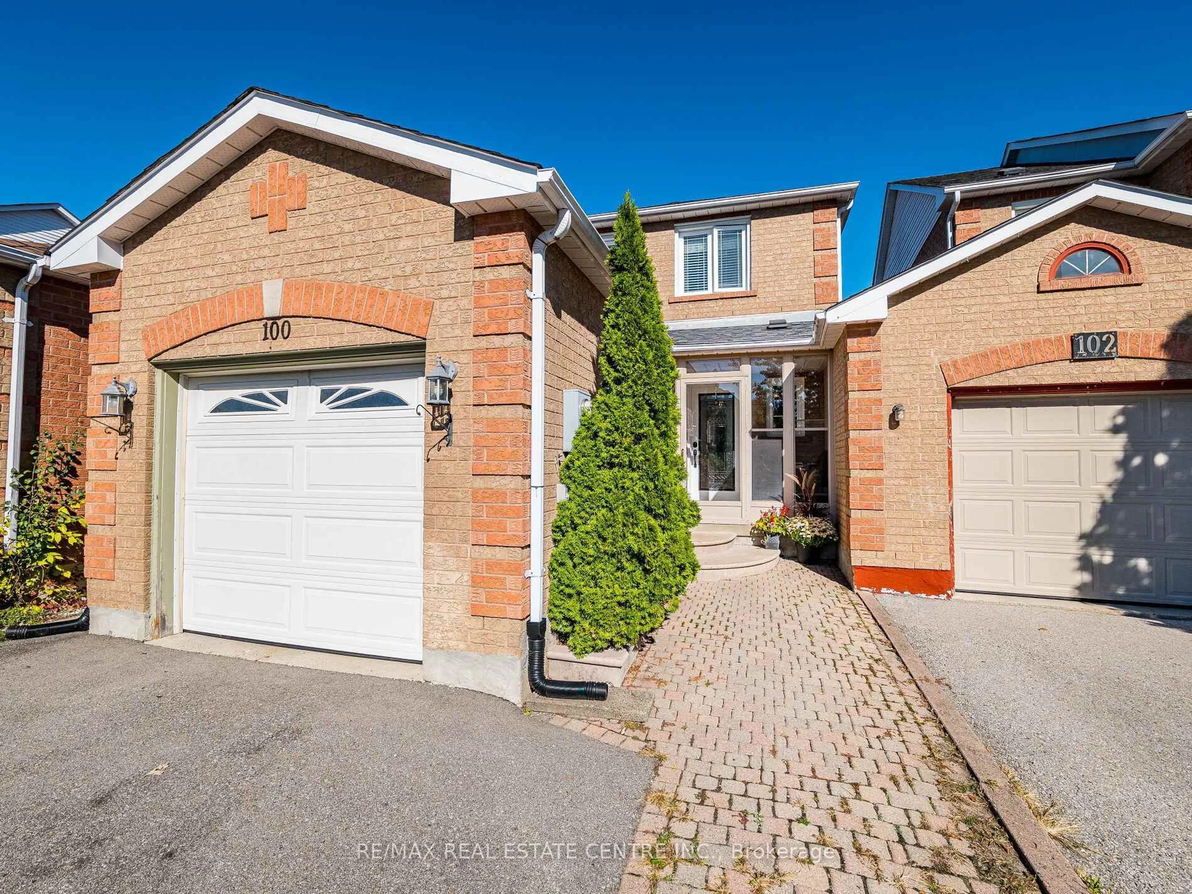 Home with brick exterior material, street for 100 White Tail Cres, Brampton Ontario L6Y 5B9