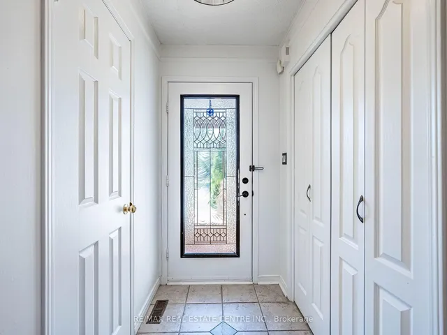 100 White Tail Cres, Brampton 5