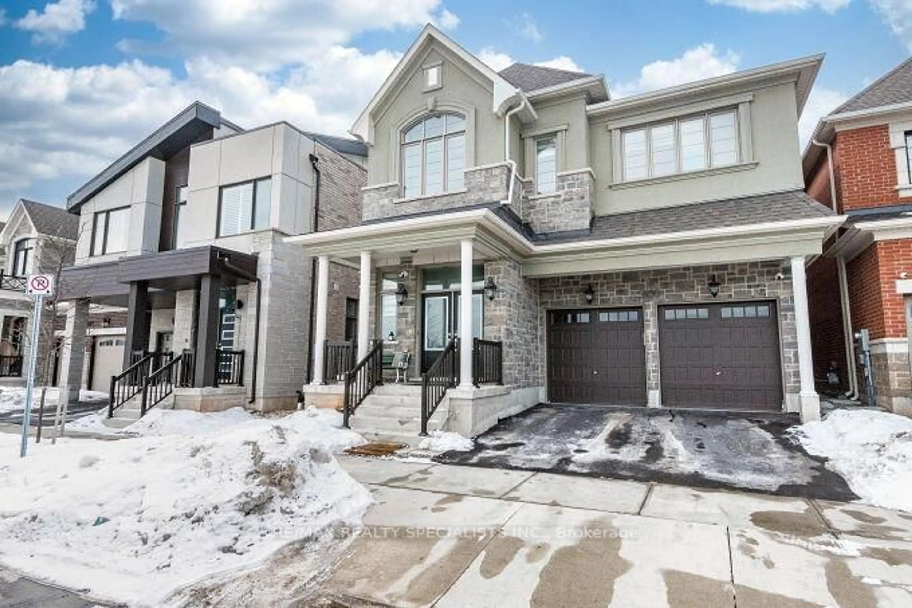 Home with brick exterior material, street for 3160 HARASYM Tr, Oakville Ontario L6M 5N7