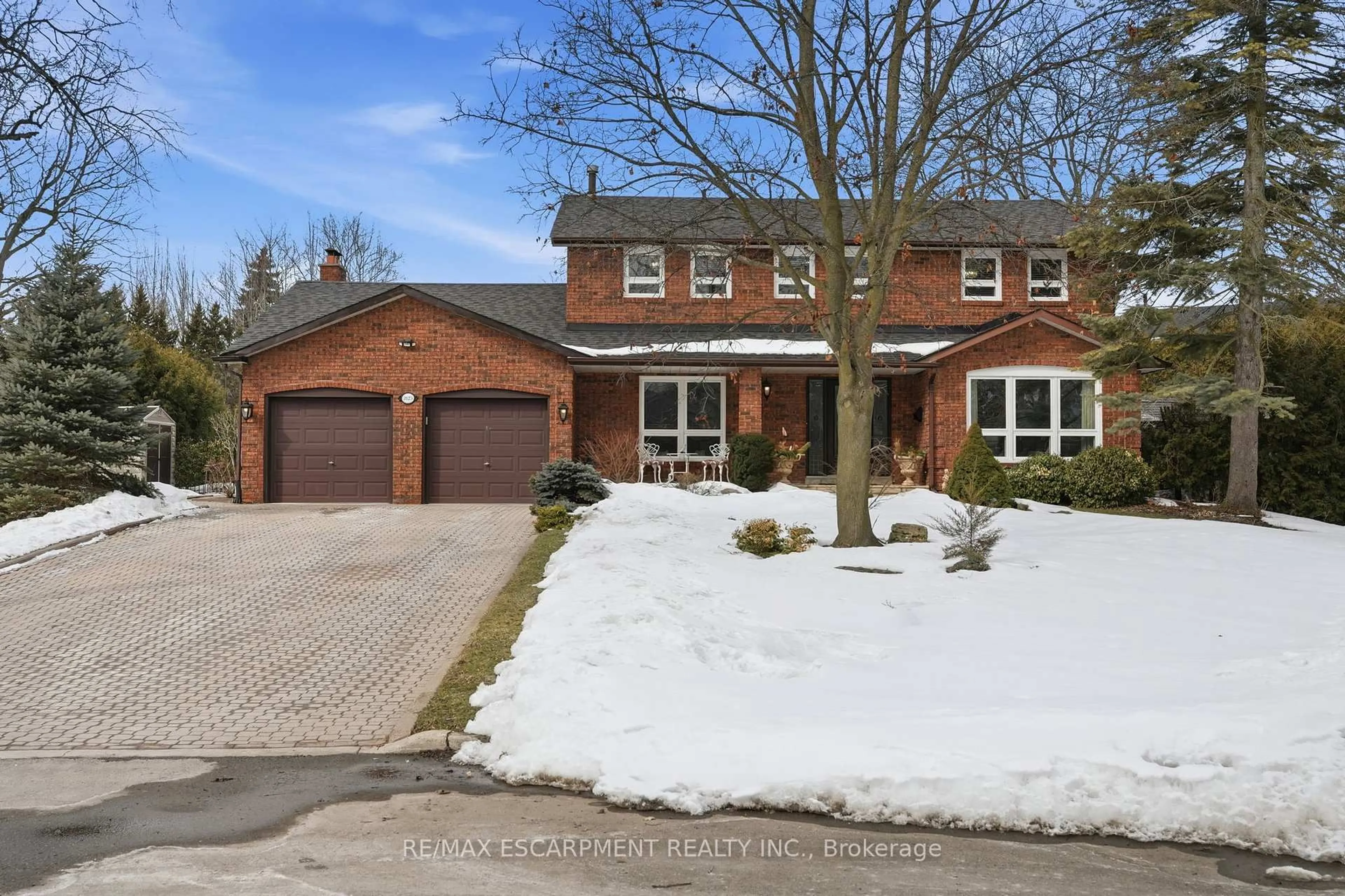 Home with brick exterior material, street for 2123 Kawartha Cres, Mississauga Ontario L5H 3P8