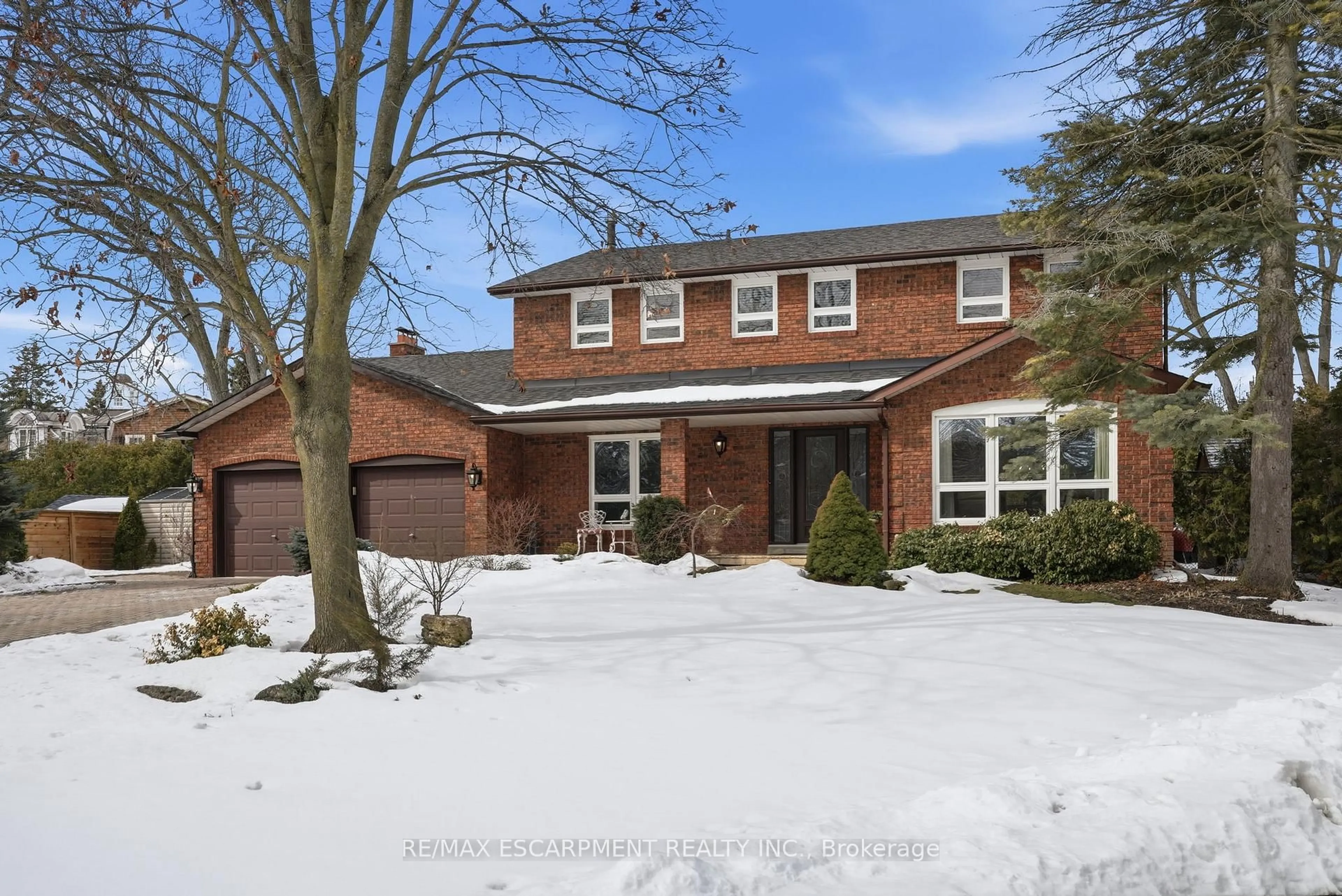 Home with brick exterior material, street for 2123 Kawartha Cres, Mississauga Ontario L5H 3P8