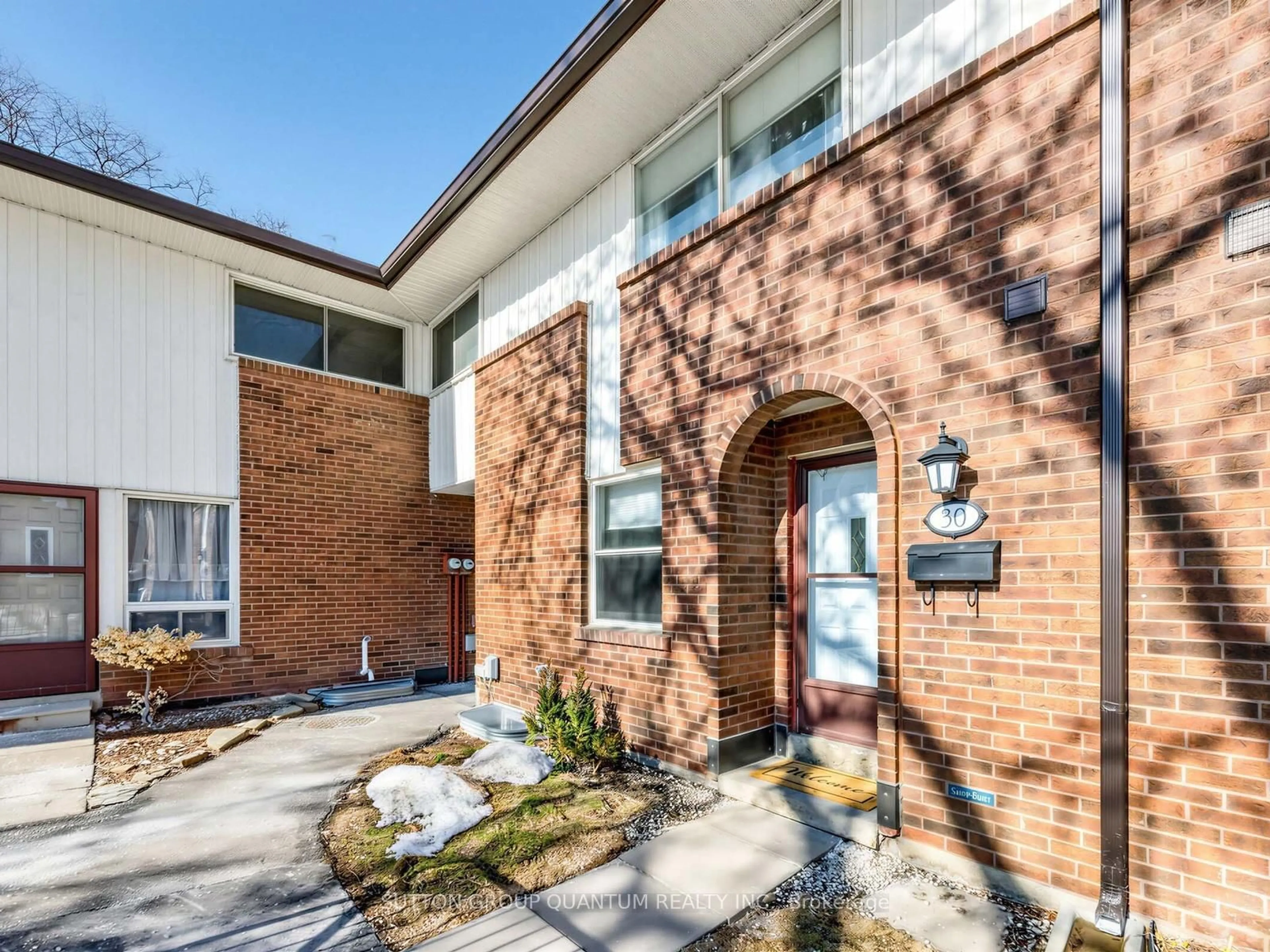 Home with brick exterior material, street for 3665 Flamewood Dr #30, Mississauga Ontario L4Y 3P5