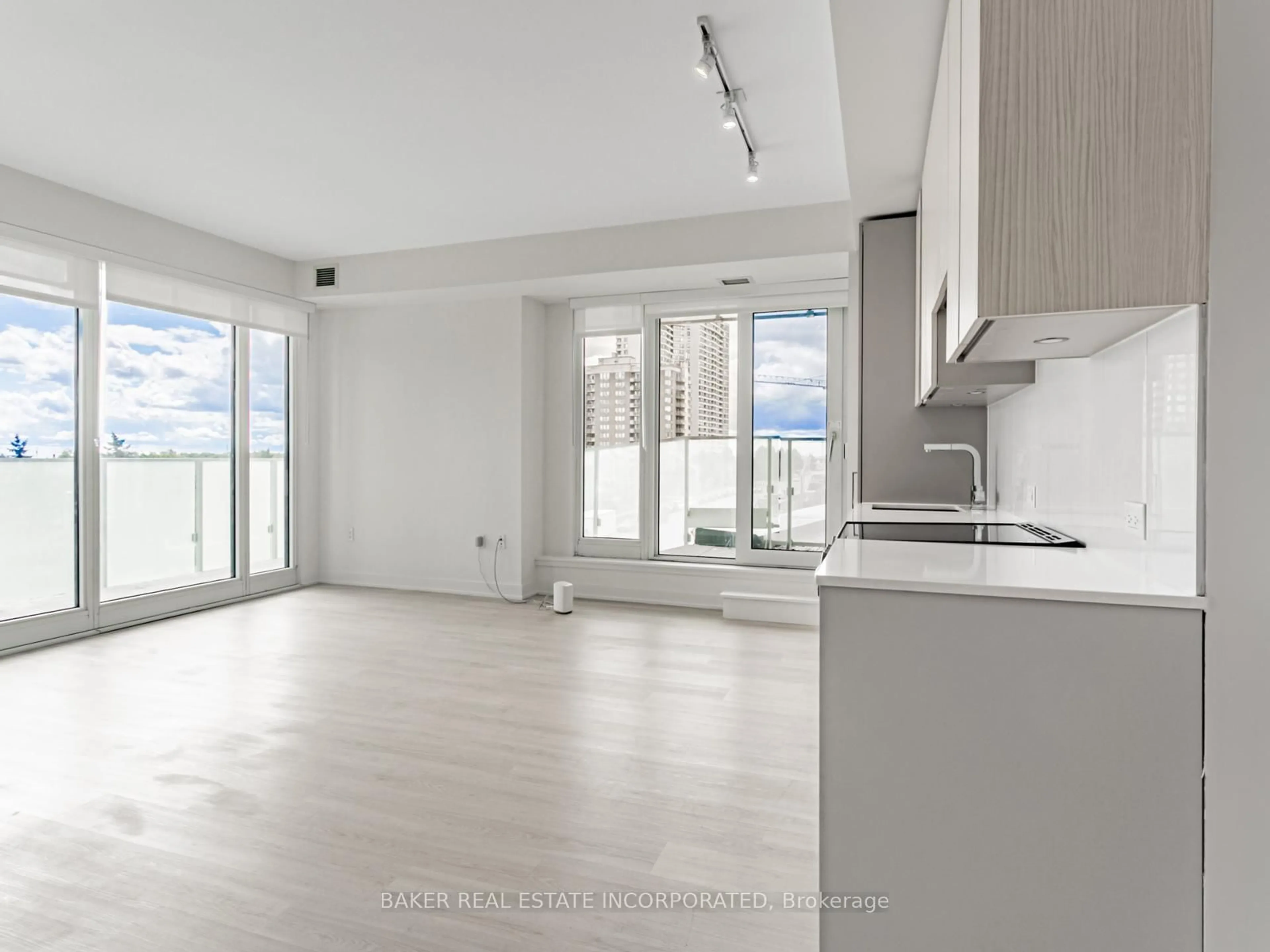 Open concept kitchen, unknown for 3883 Quartz Rd #213, Mississauga Ontario L5B 0M4