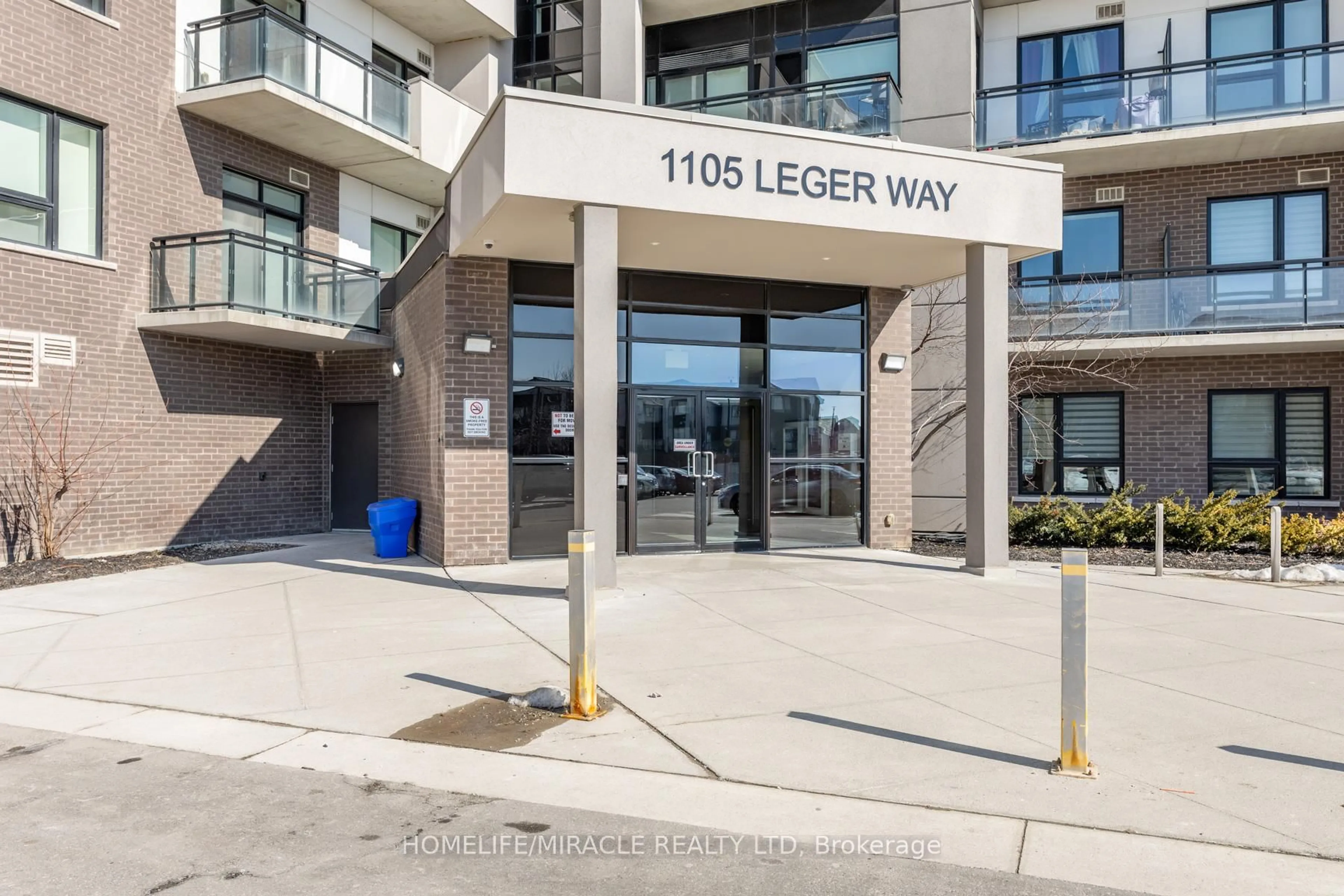 Indoor entryway for 1105 Leger Way #421, Milton Ontario L9E 1K7
