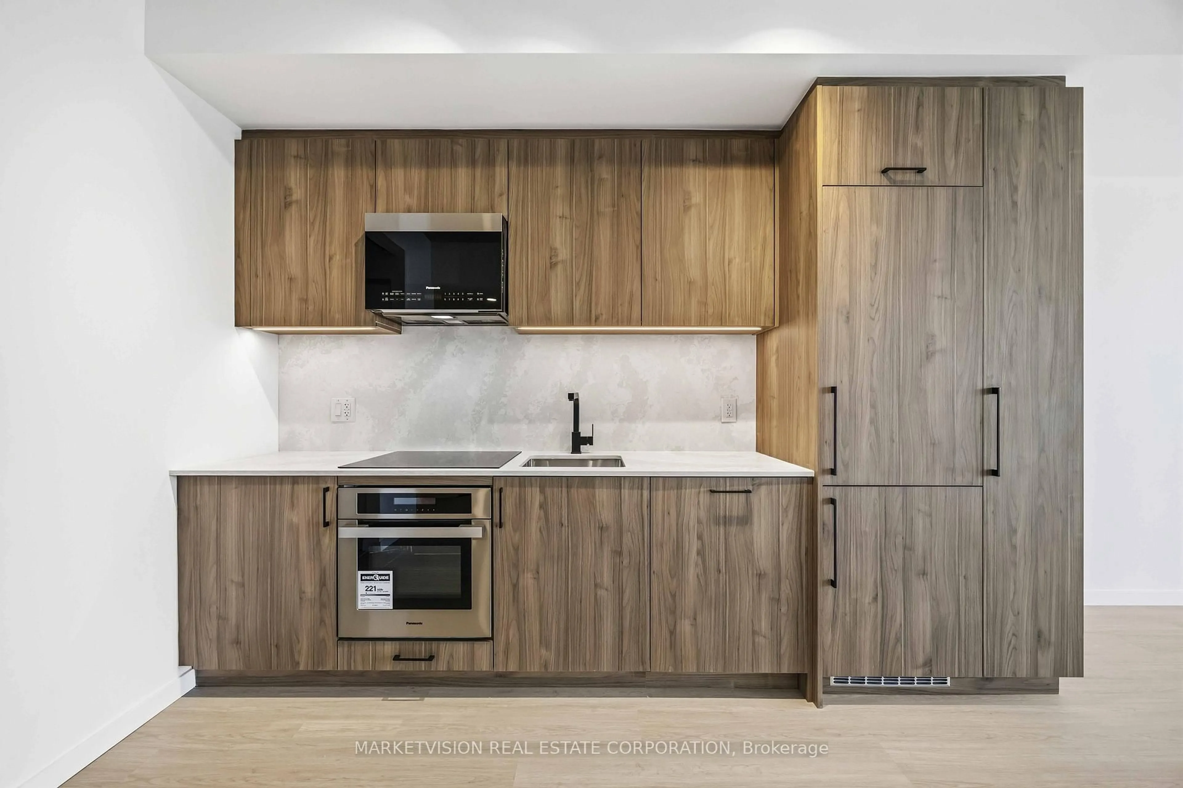 Standard kitchen, wood/laminate floor for 689 The Queensway #310, Toronto Ontario M8Y 1L1