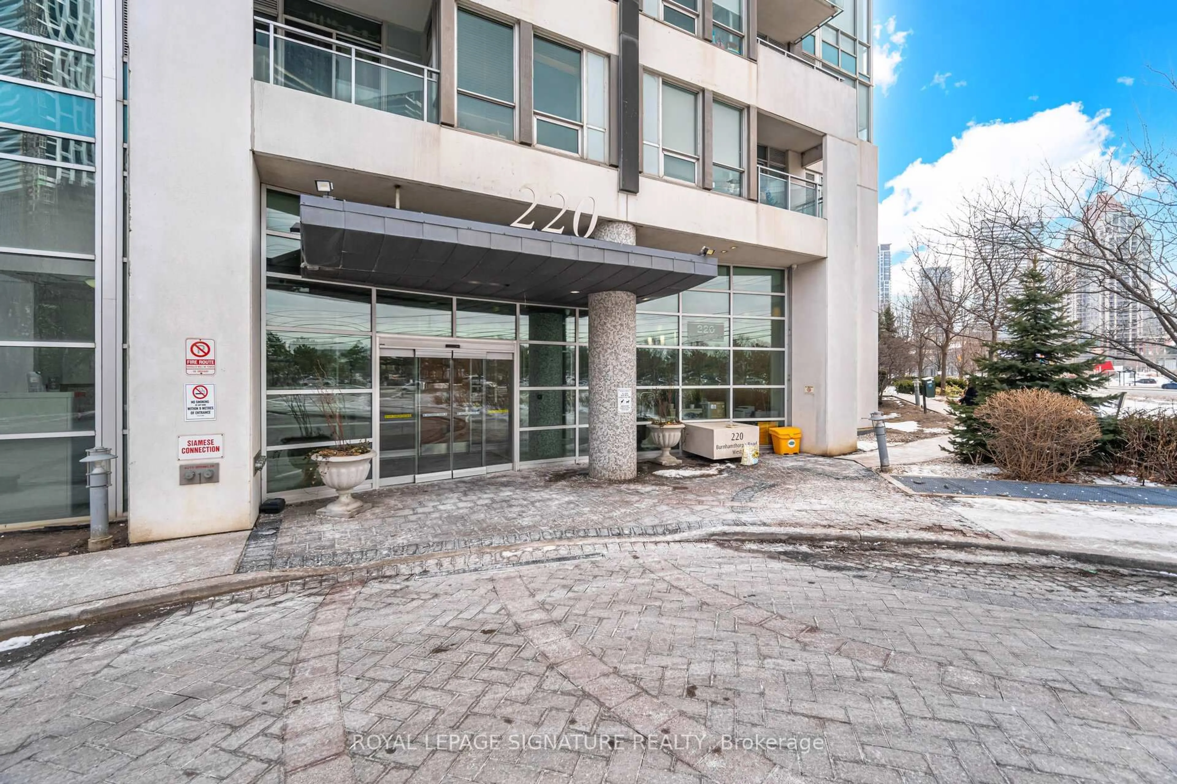 Unknown for 220 Burnhamthorpe Rd #1507, Mississauga Ontario L5B 4N4