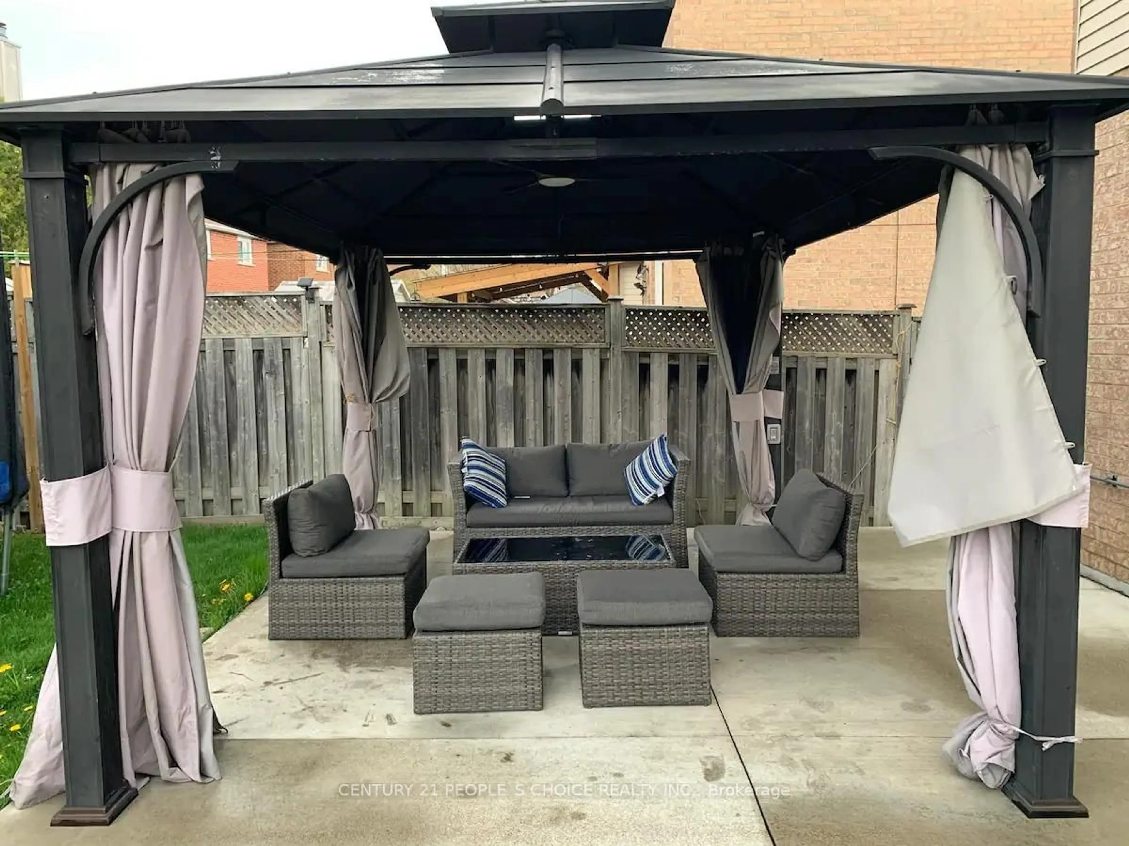 Patio, street for 6 Lockwood Rd, Brampton Ontario L6Y 4S6