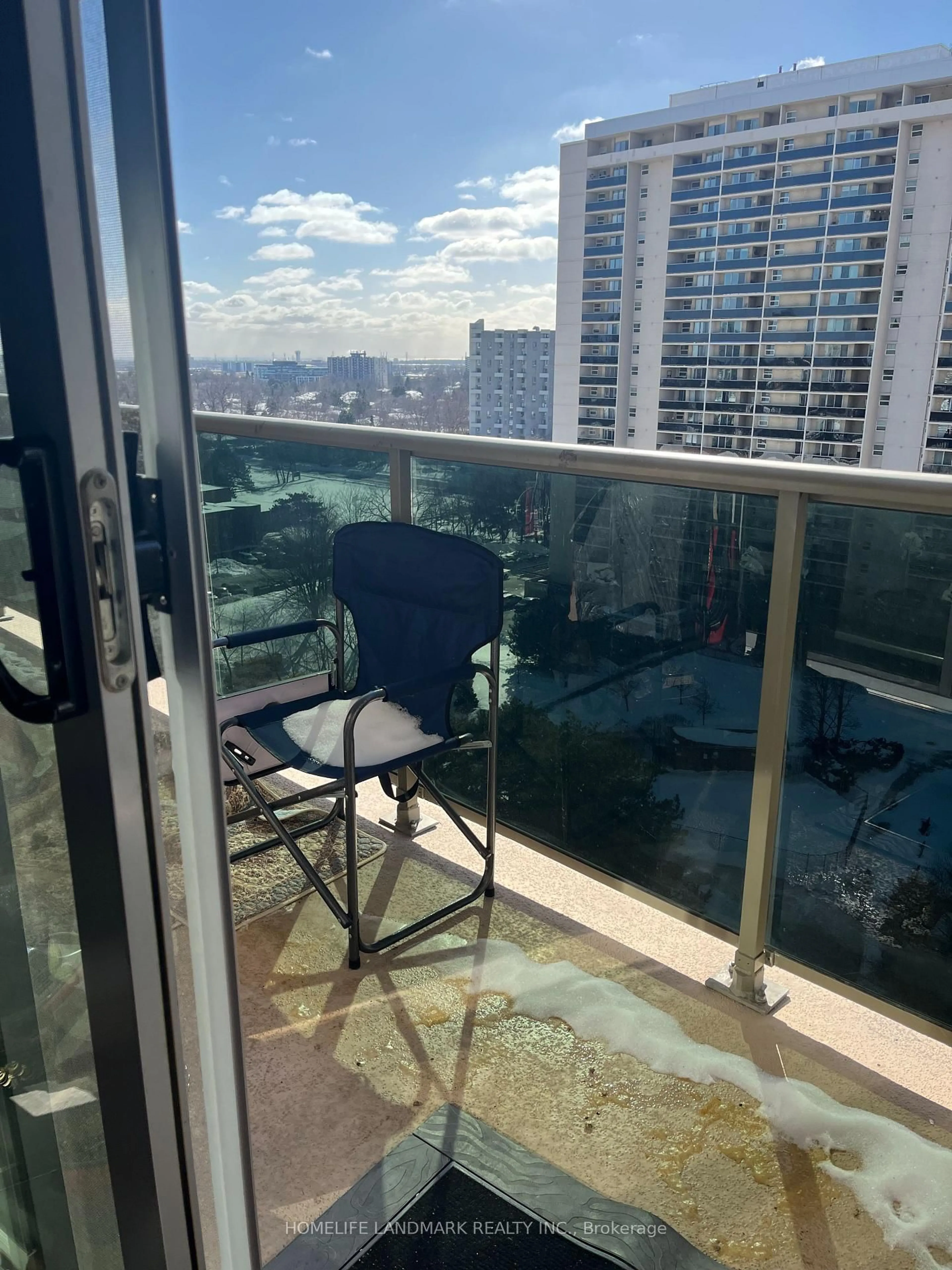 Balcony in the apartment, water/lake/river/ocean view for 812 Burnhamthorpe Rd #1409, Toronto Ontario M9C 4W1