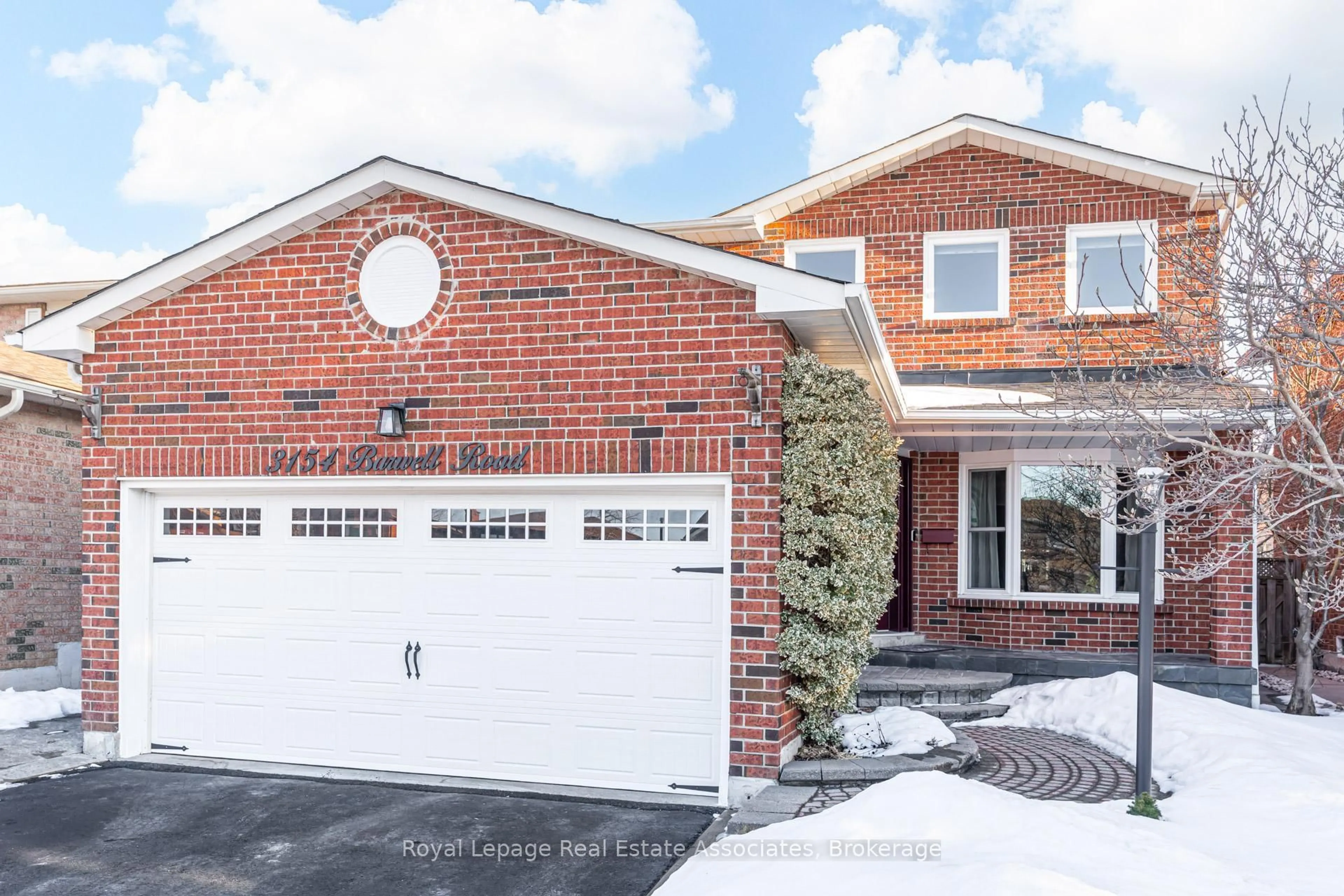 Home with brick exterior material, street for 3154 Barwell Rd, Mississauga Ontario L5L 3Z6