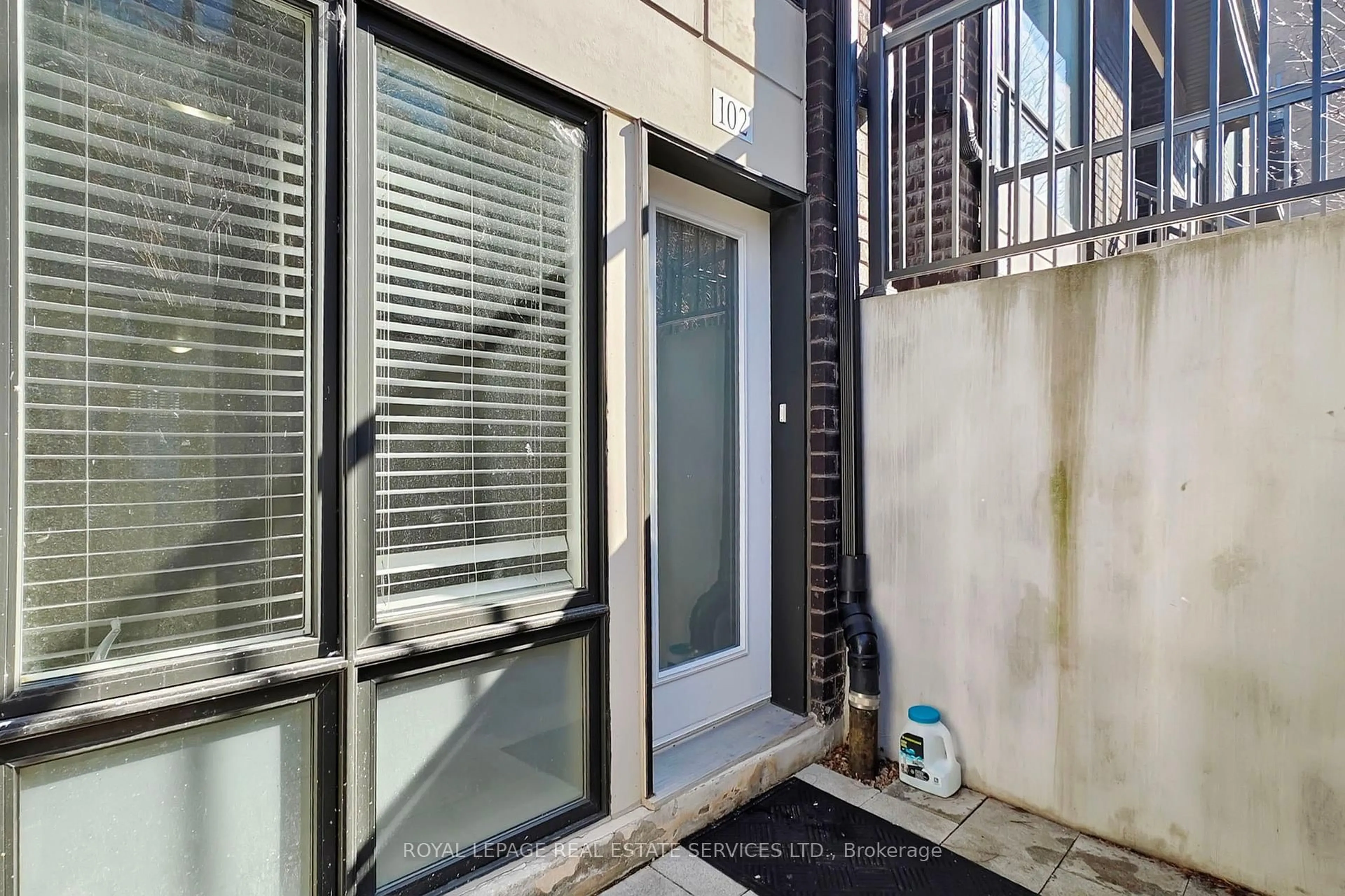Balcony in the apartment, street for 32 Fieldway Rd #102, Toronto Ontario M8Z 0E3