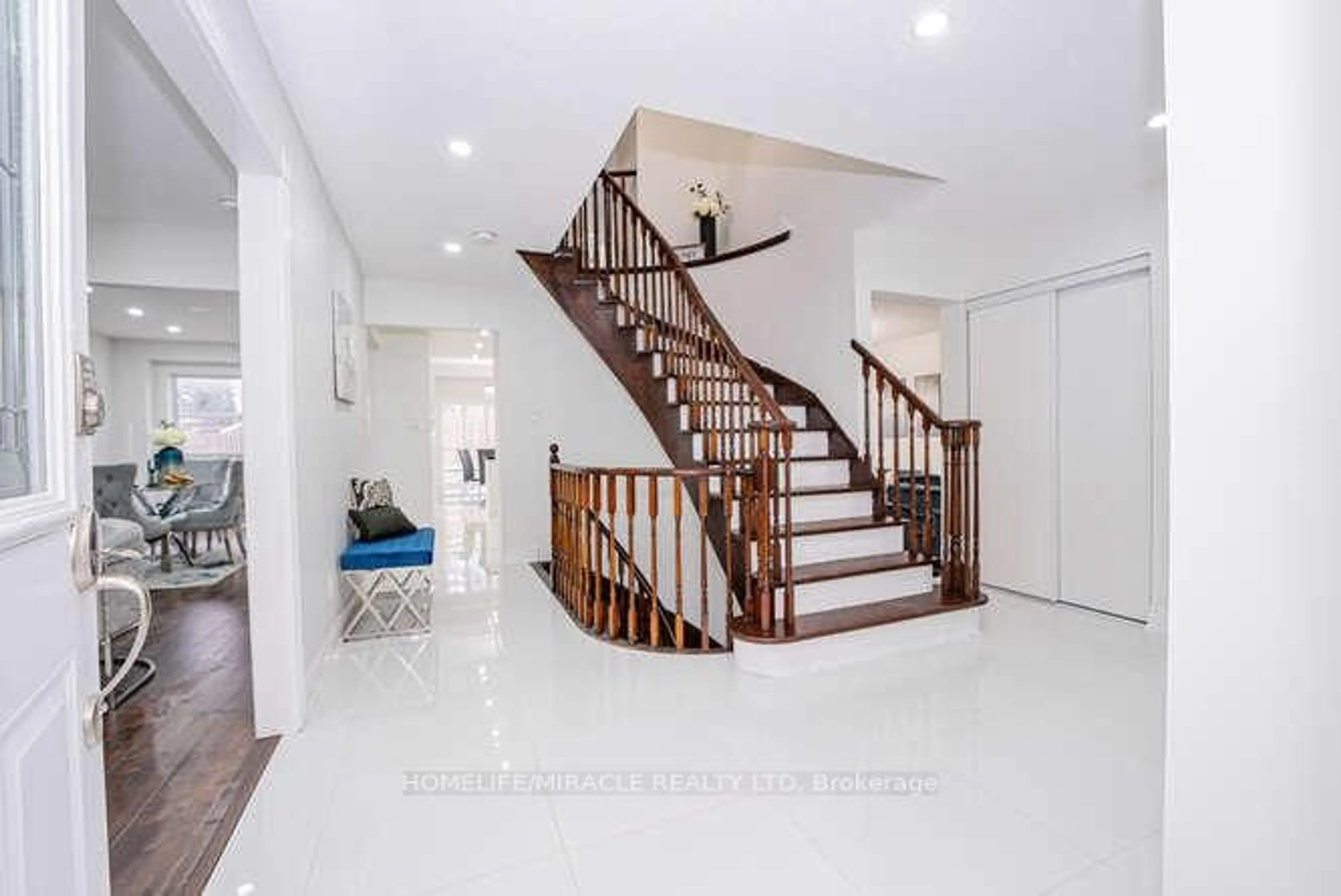 Unknown for 14 Conover Crt, Brampton Ontario L6Y 3J5