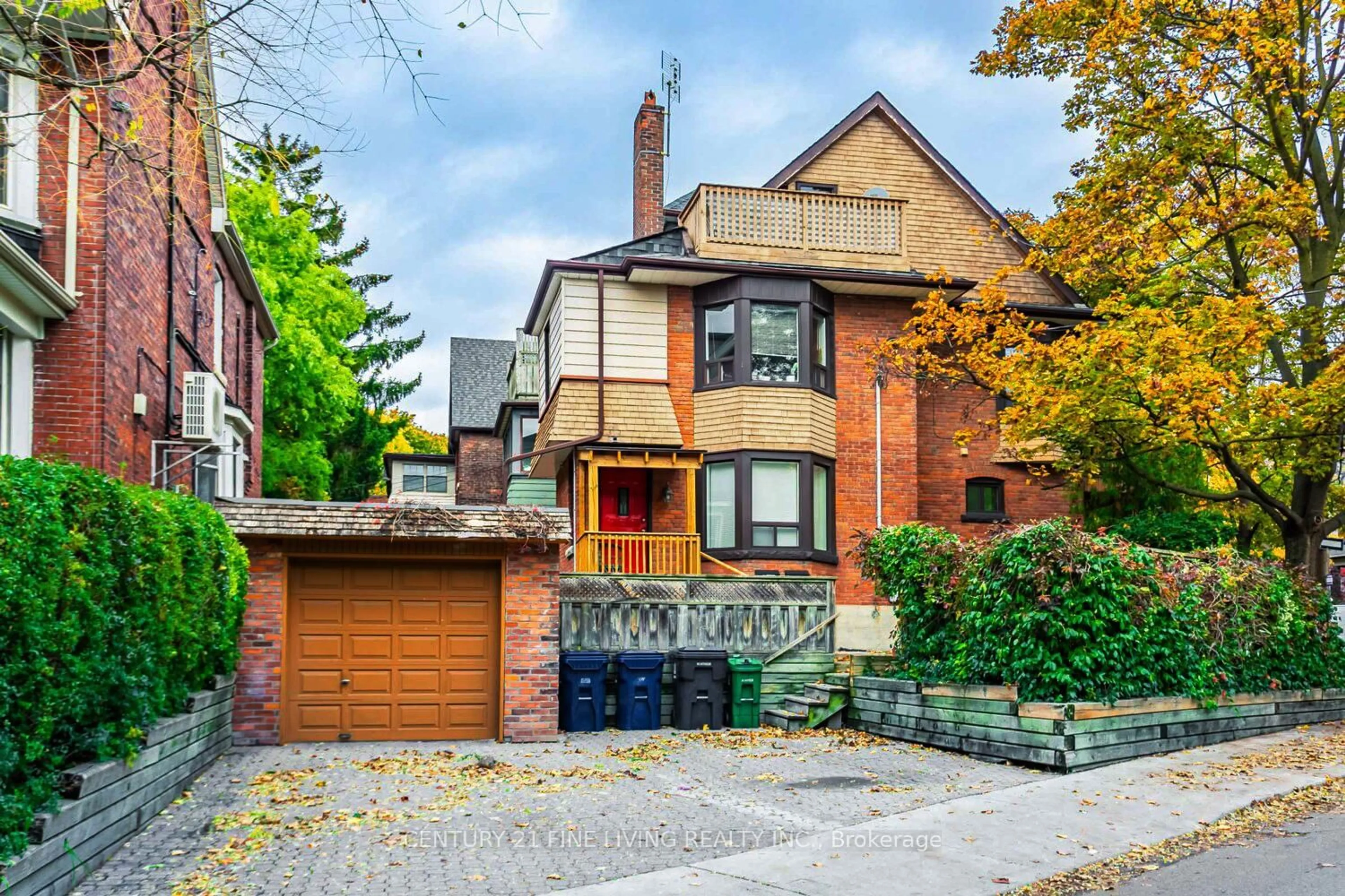 Home with brick exterior material, street for 164 Sunnyside Ave, Toronto Ontario M6R 2P6