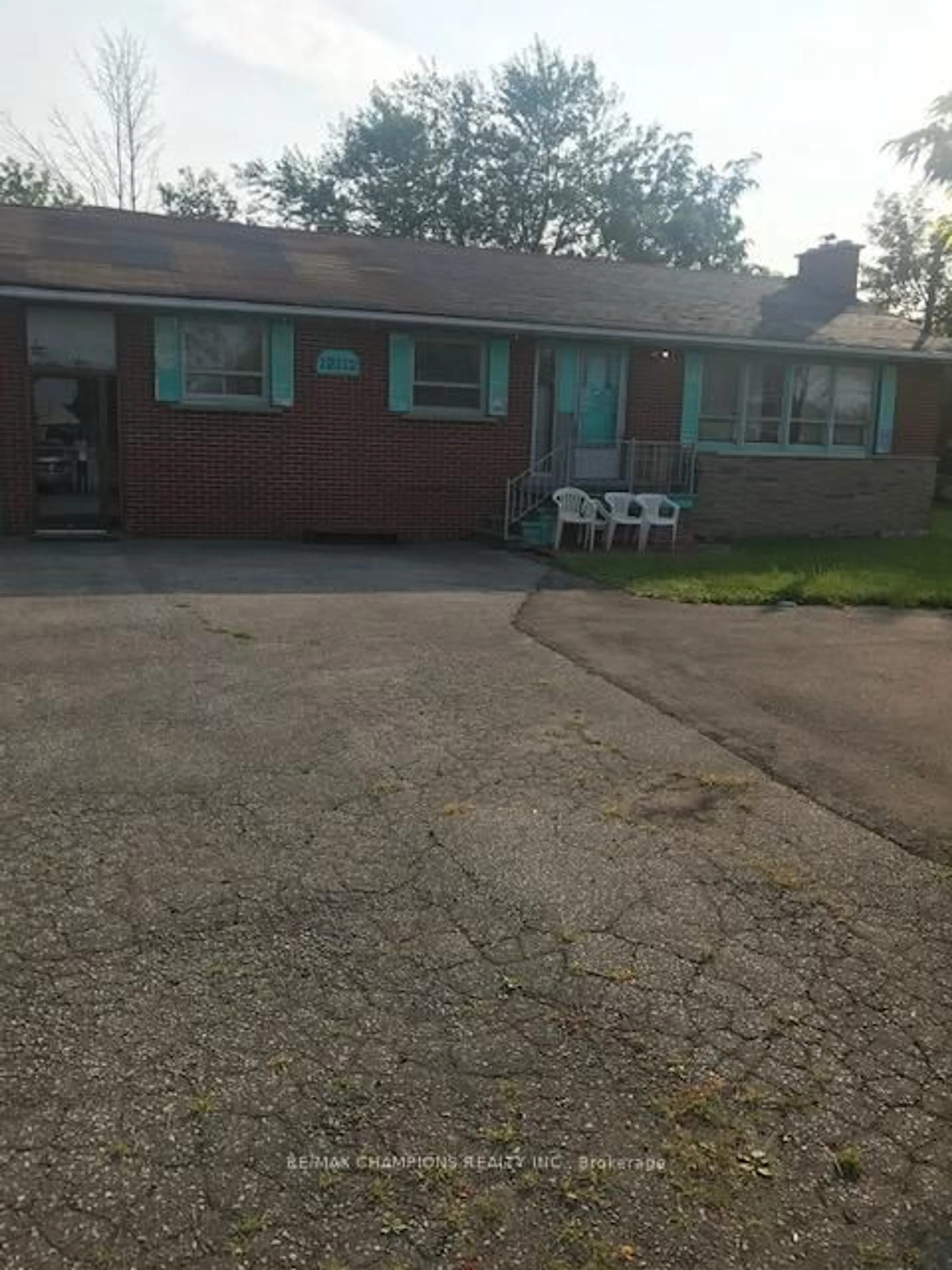 Unknown for 12112 Hurontario St, Brampton Ontario L7A 1E6