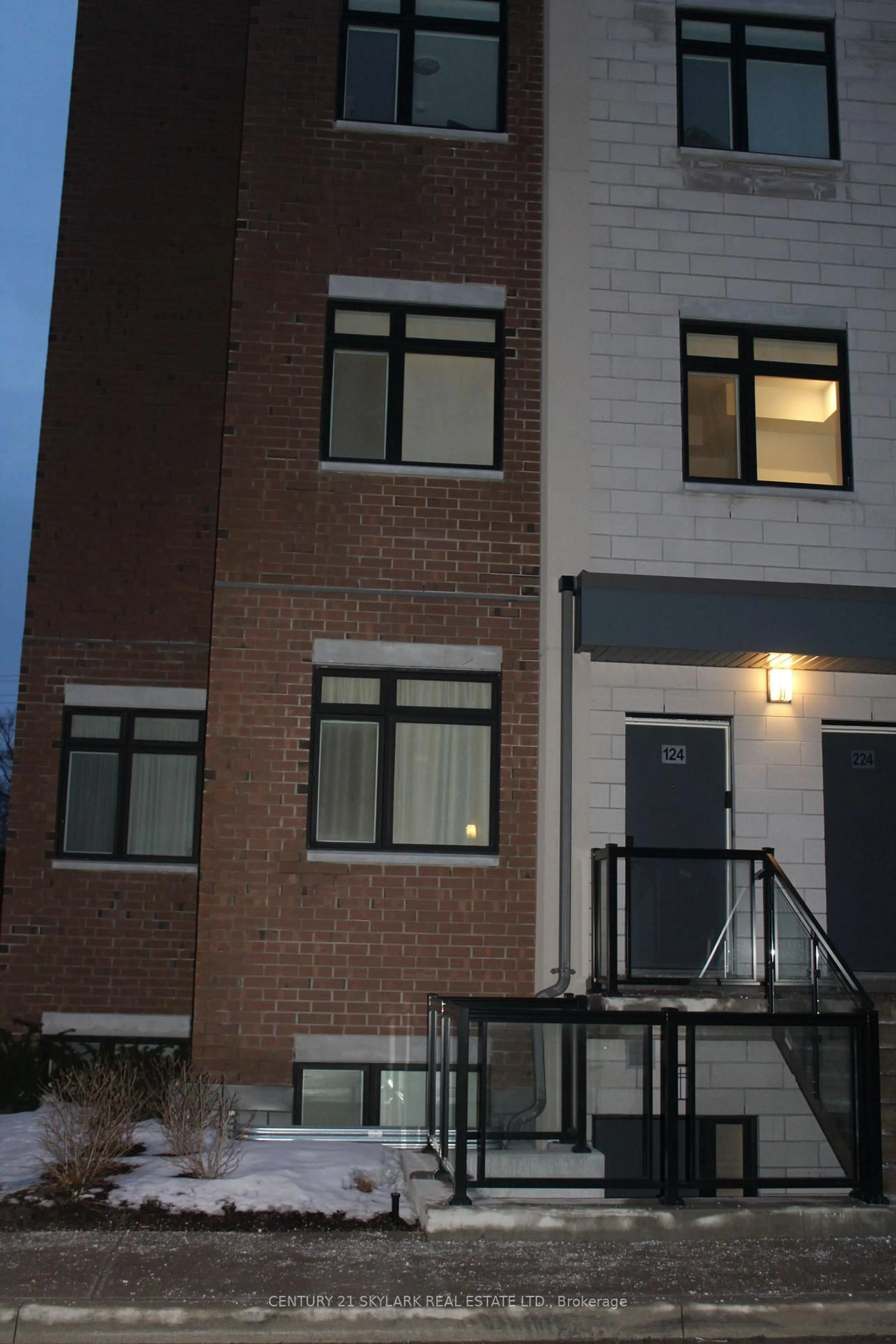 Home with brick exterior material, unknown for 1070 Douglas McCurdy Common #124, Mississauga Ontario L5G 0C6